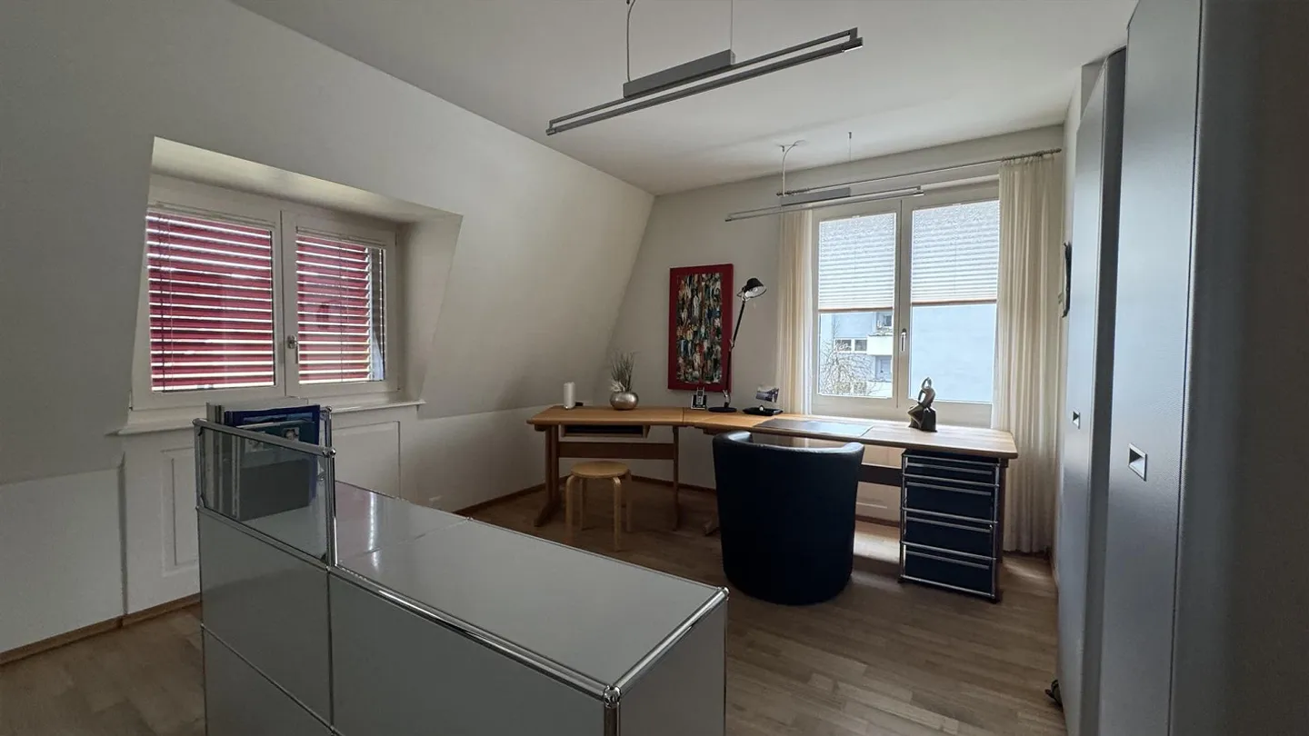 Hausteil mit grosser Terrasse im beliebten Veltheim - Foto 13 von 21