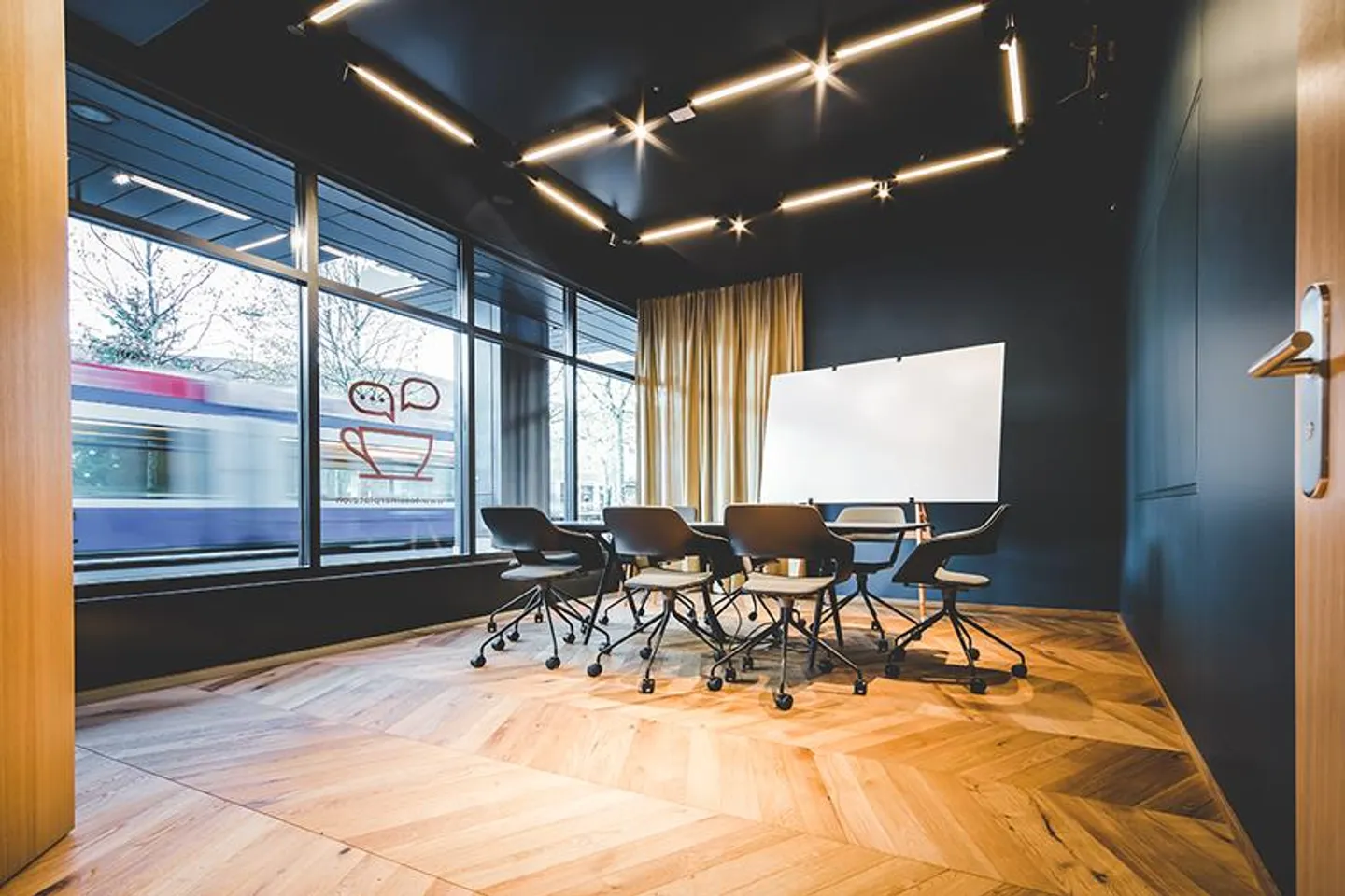 Bureau à louer - Photo 6 sur 10