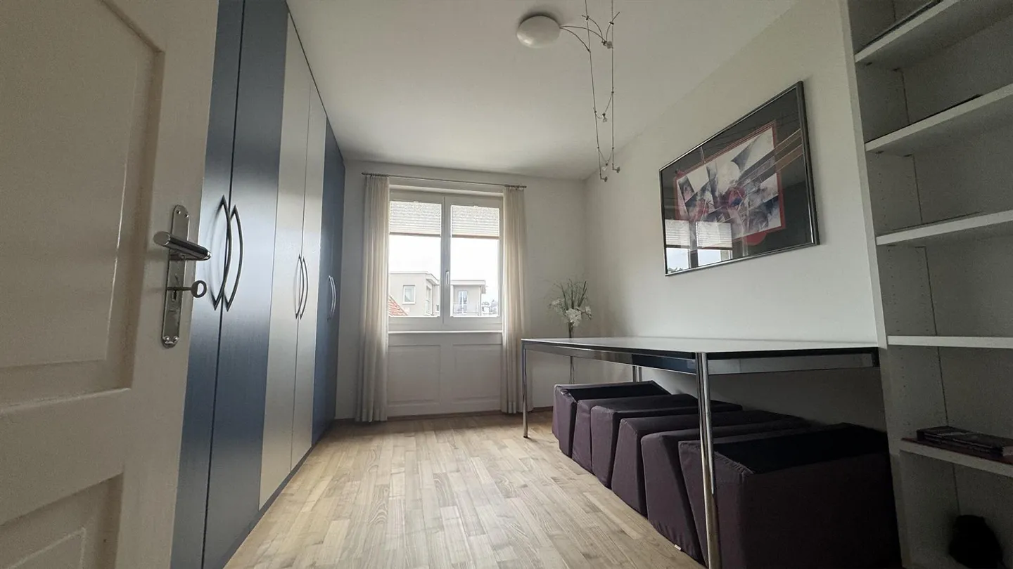 Hausteil mit grosser Terrasse im beliebten Veltheim - Foto 15 von 21