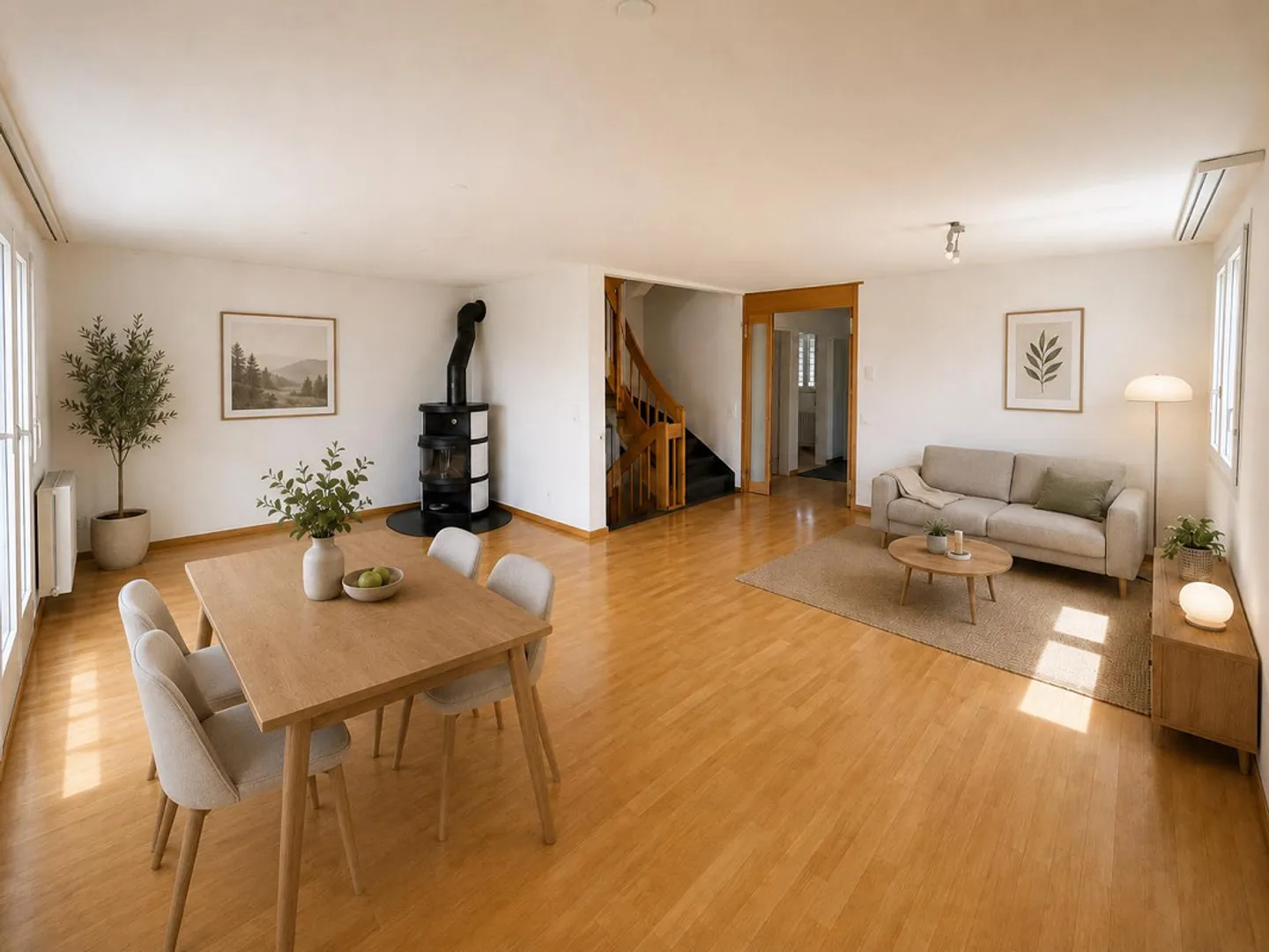 Maison d'angle avec double garage, jardin et vue fantastique - Photo 4 sur 26
