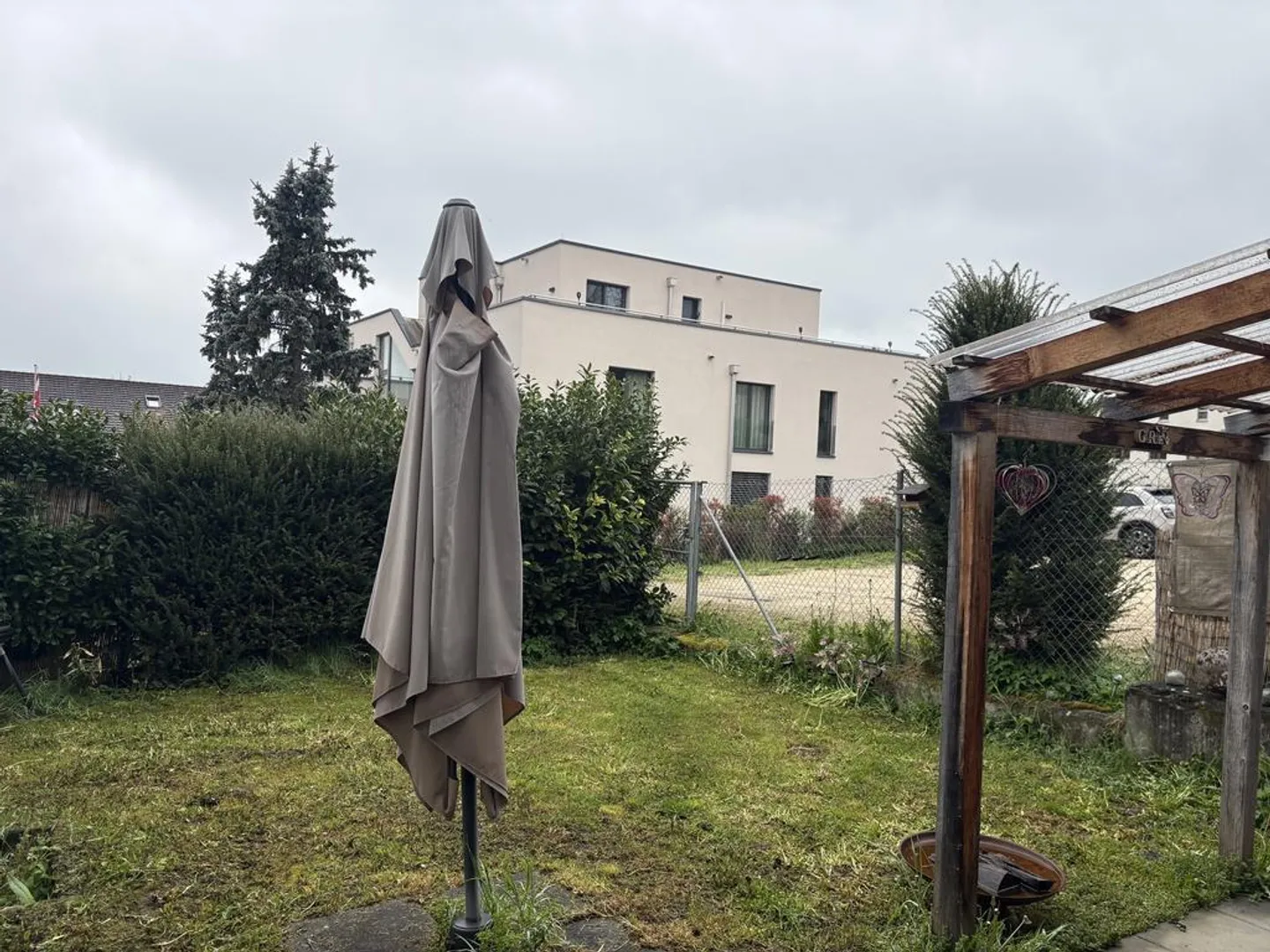 Appartamento centrale con giardino al piano terra di 3 stanze - Foto 2 di 7