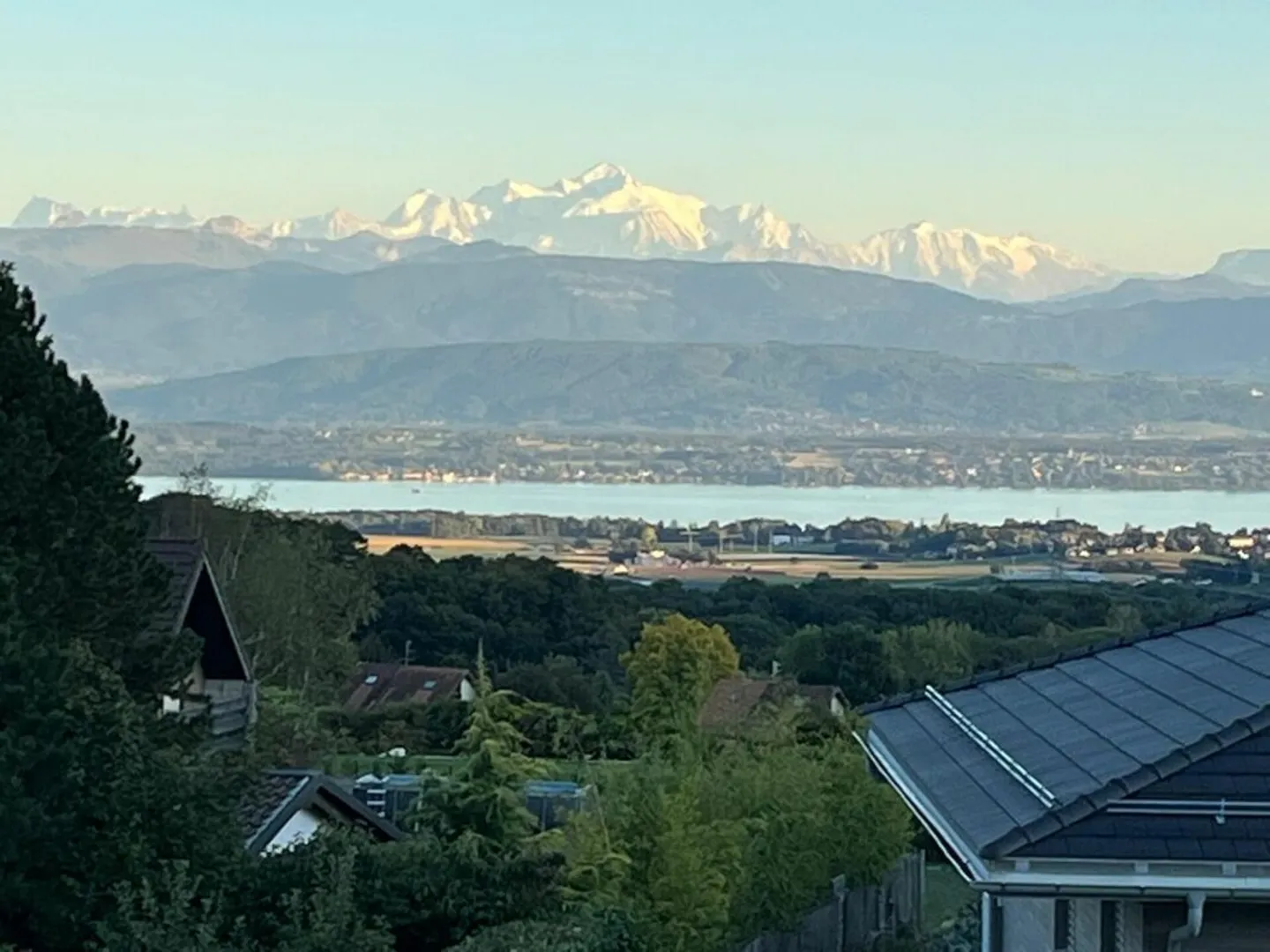 Luxury Attique with Lake View - Photo 8 of 8