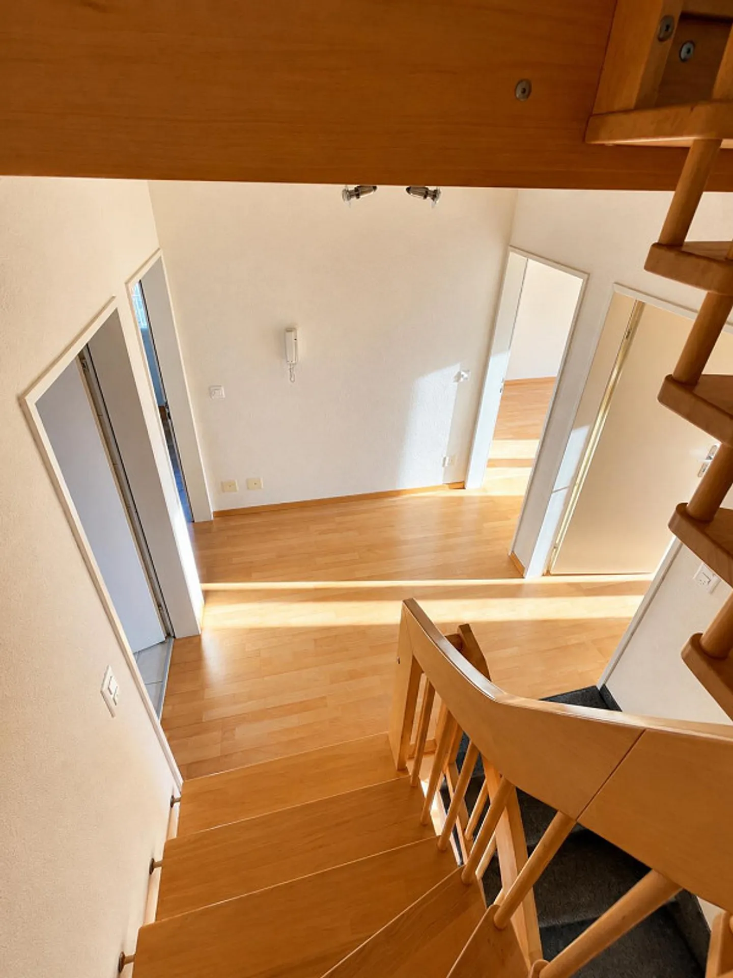 Maison d'angle avec double garage, jardin et vue fantastique - Photo 11 sur 26