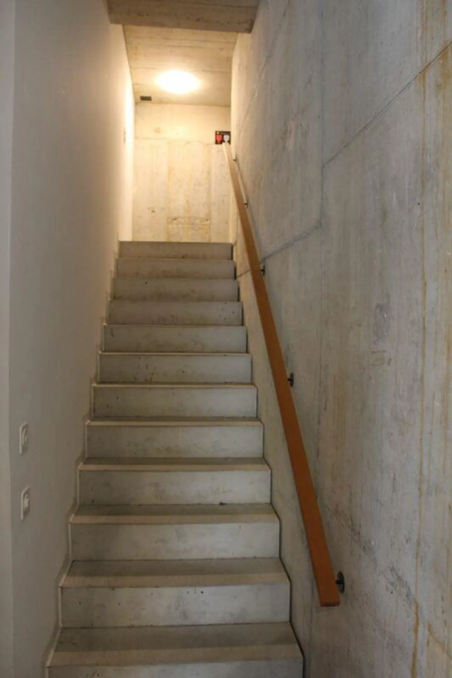 Moderne Gewerbefläche im Hardschloss - Foto 6 von 9