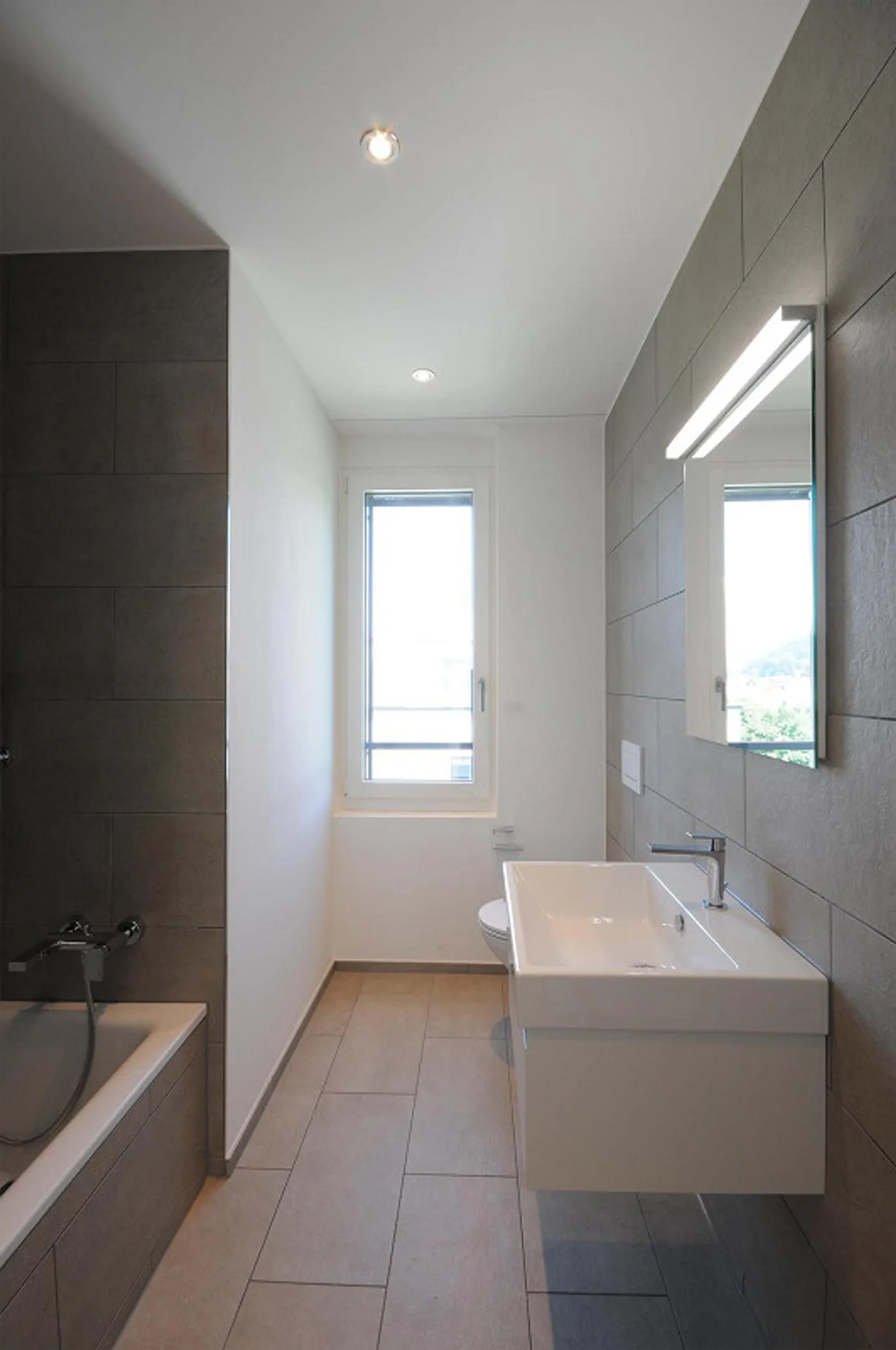 Moderne 4.5-Zimmer-Wohnung - Foto 4 von 8
