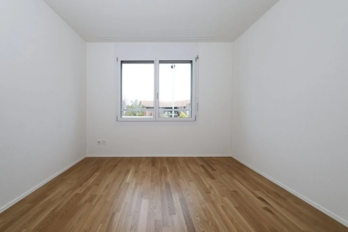 A Happy Apartment Start - Photo 5 of 8