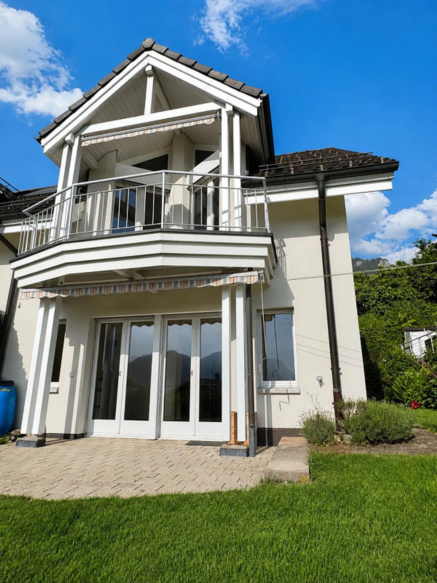 Maison d'angle avec double garage, jardin et vue fantastique - Photo 21 sur 26