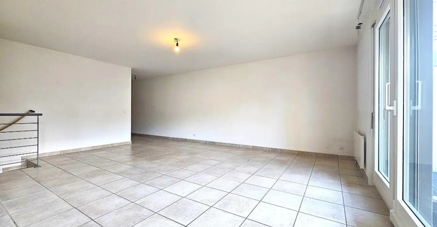 Bernex - Exclusivité - Foto 3 di 17