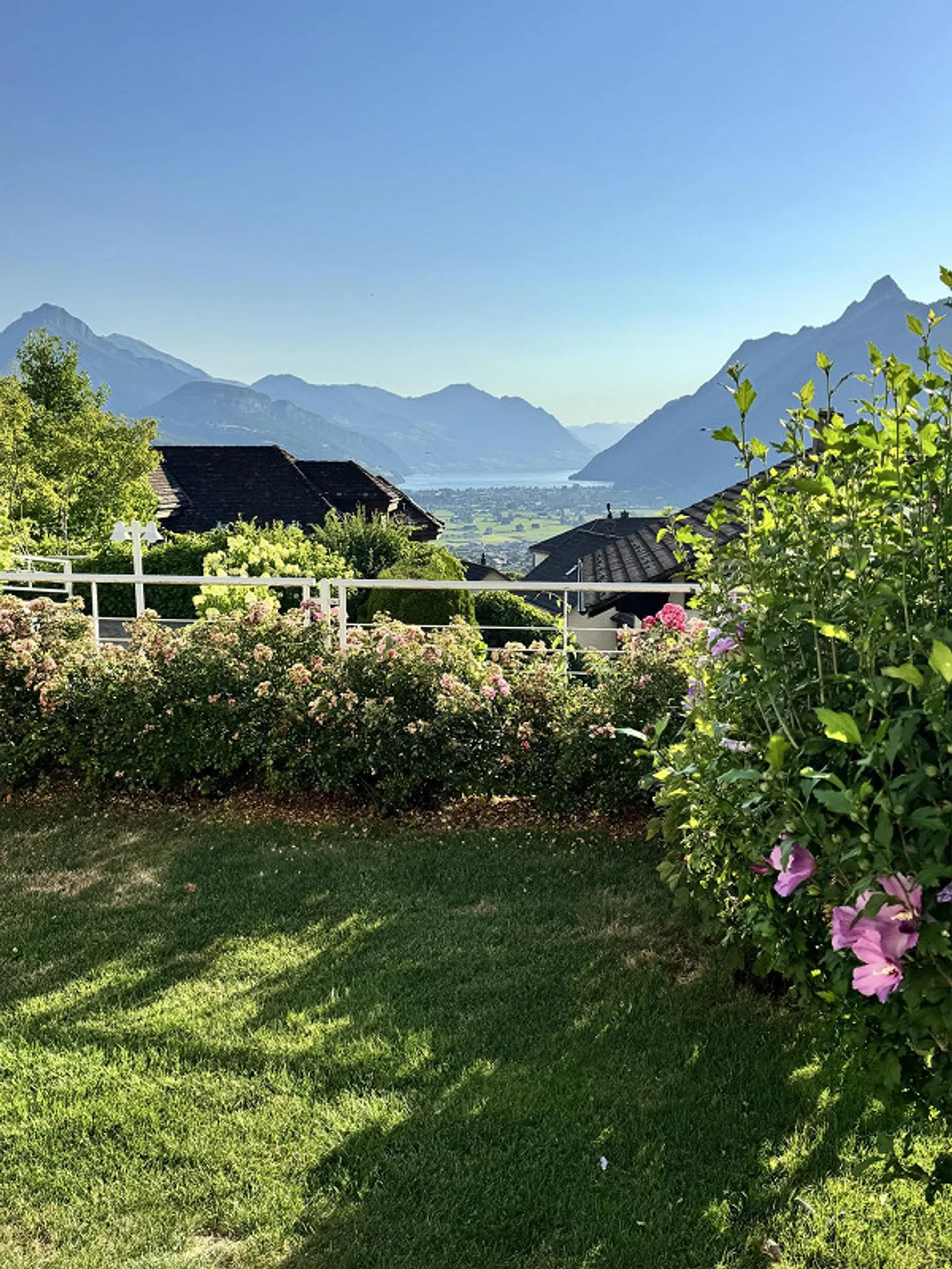 Maison d'angle avec double garage, jardin et vue fantastique - Photo 22 sur 26