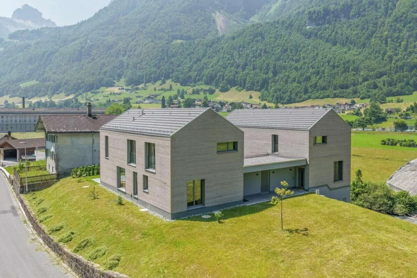 Moderna casa unifamiliare di 5,5 stanze al margine del villaggio - Foto 12 di 12