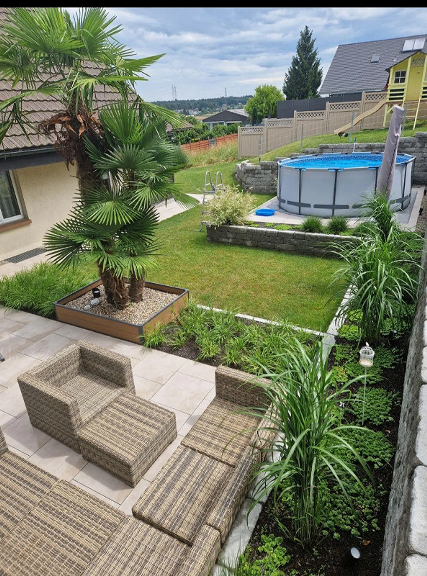 Charmante maison individuelle avec véranda et jardin paradisiaque - Photo 4 sur 17