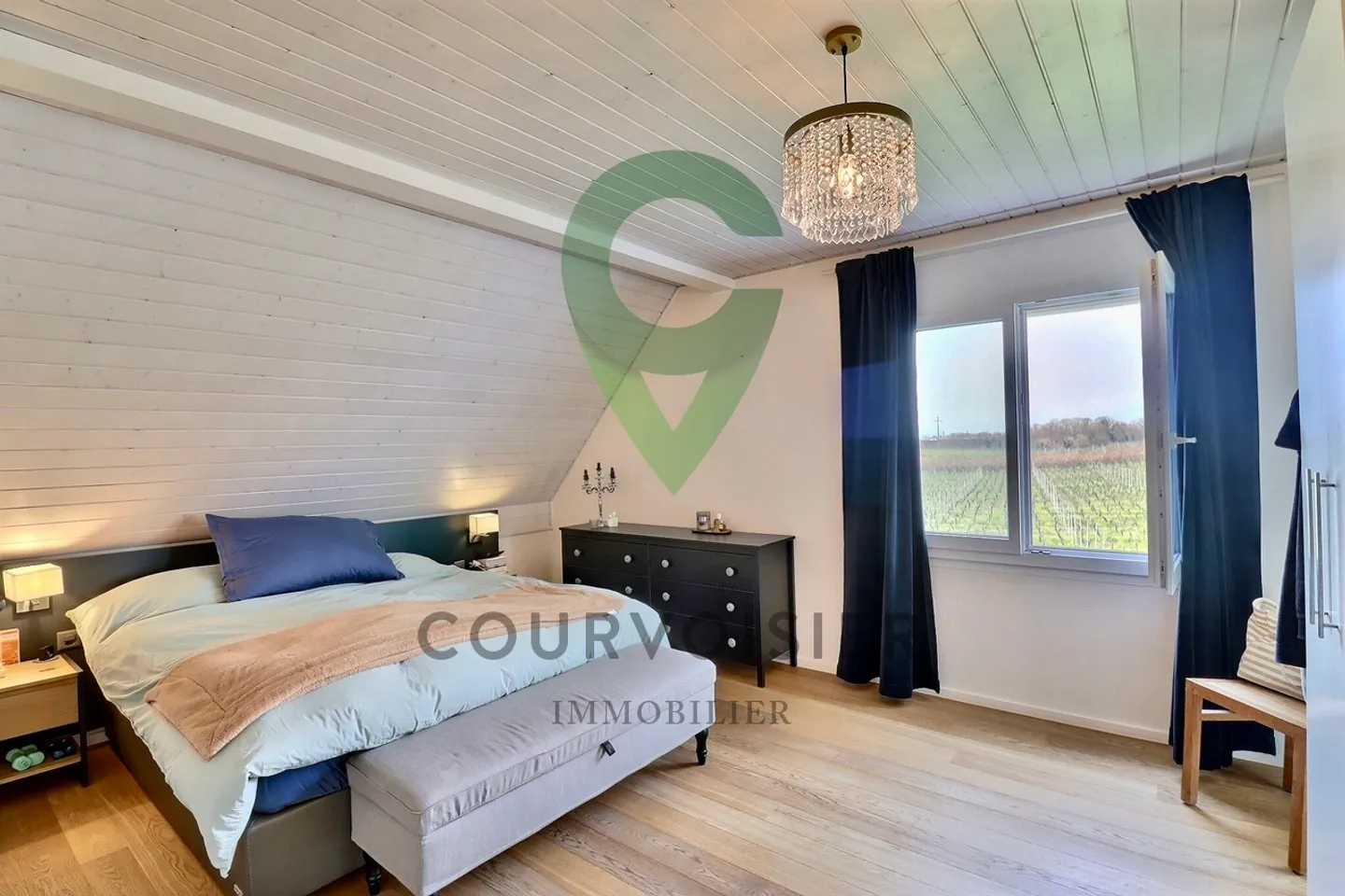 Belle et lumineuse maison de 6,5 pièces - Foto 6 von 23