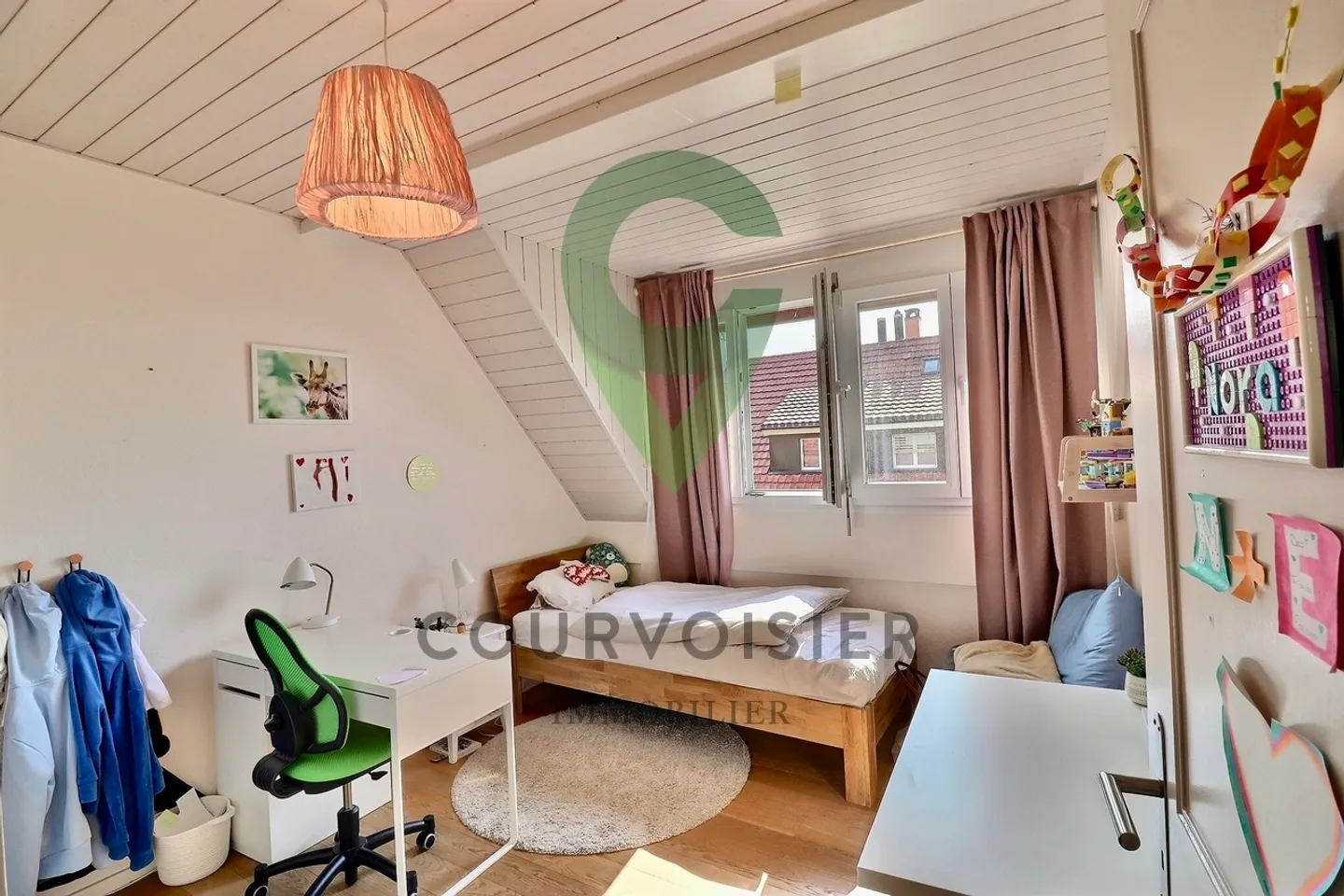 Belle et lumineuse maison de 6,5 pièces - Foto 9 von 23