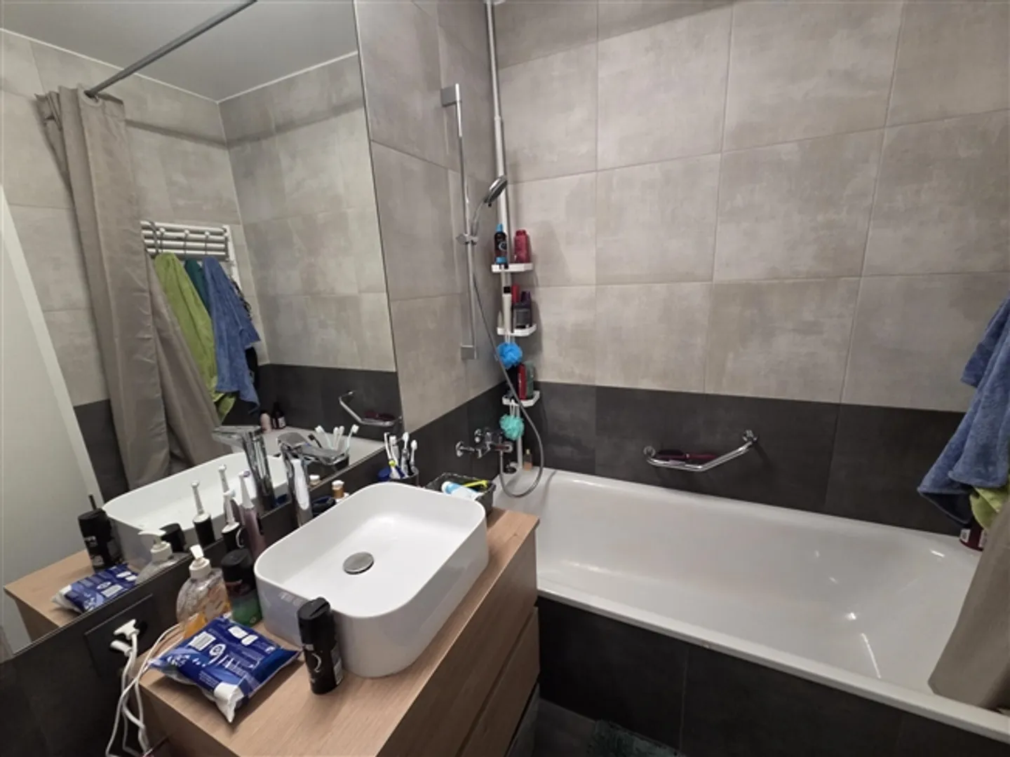 Very nice 3.5-room apartment on the 5th and last floor of a new building - Photo 4 of 6