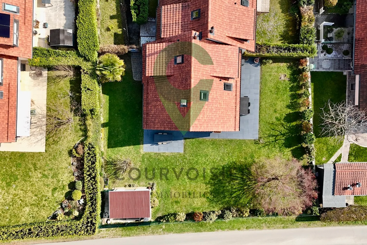 Belle et lumineuse maison de 6,5 pièces - Foto 23 von 23