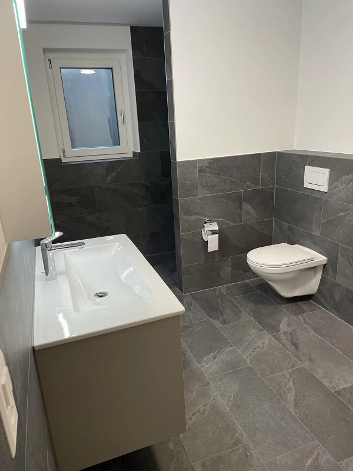 Première location appartement 3 1/2 pièces - Photo 6 sur 8