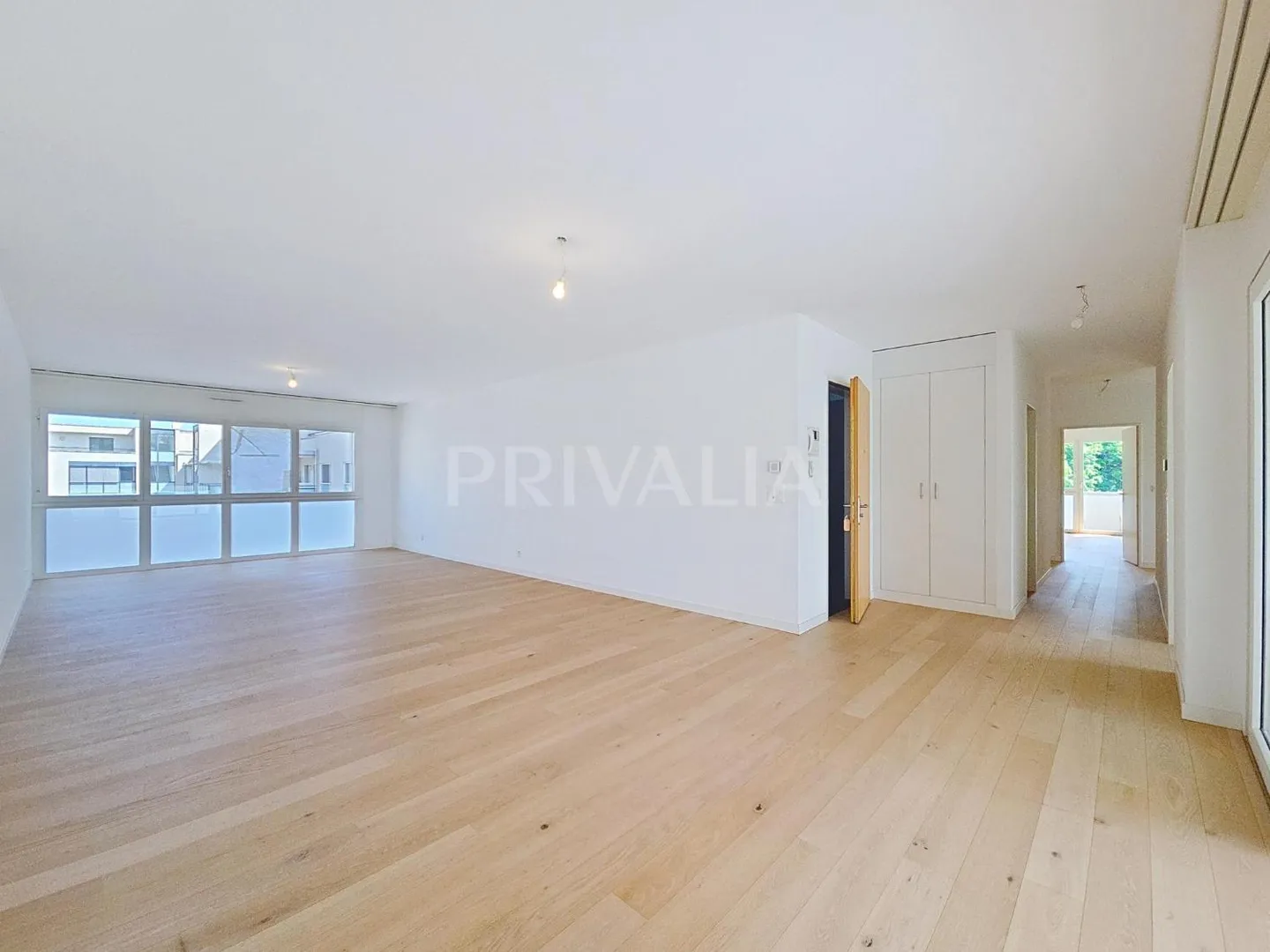 Bellissimo appartamento di 6,5 stanze al 2° piano in una residenza sicura - Foto 1 di 10