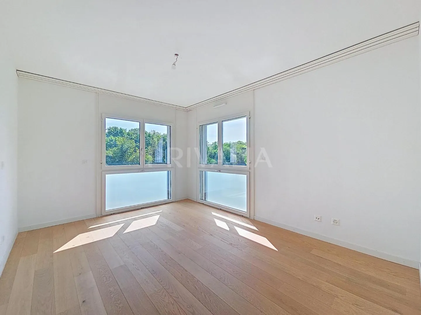 Bellissimo appartamento di 6,5 stanze al 2° piano in una residenza sicura - Foto 4 di 10