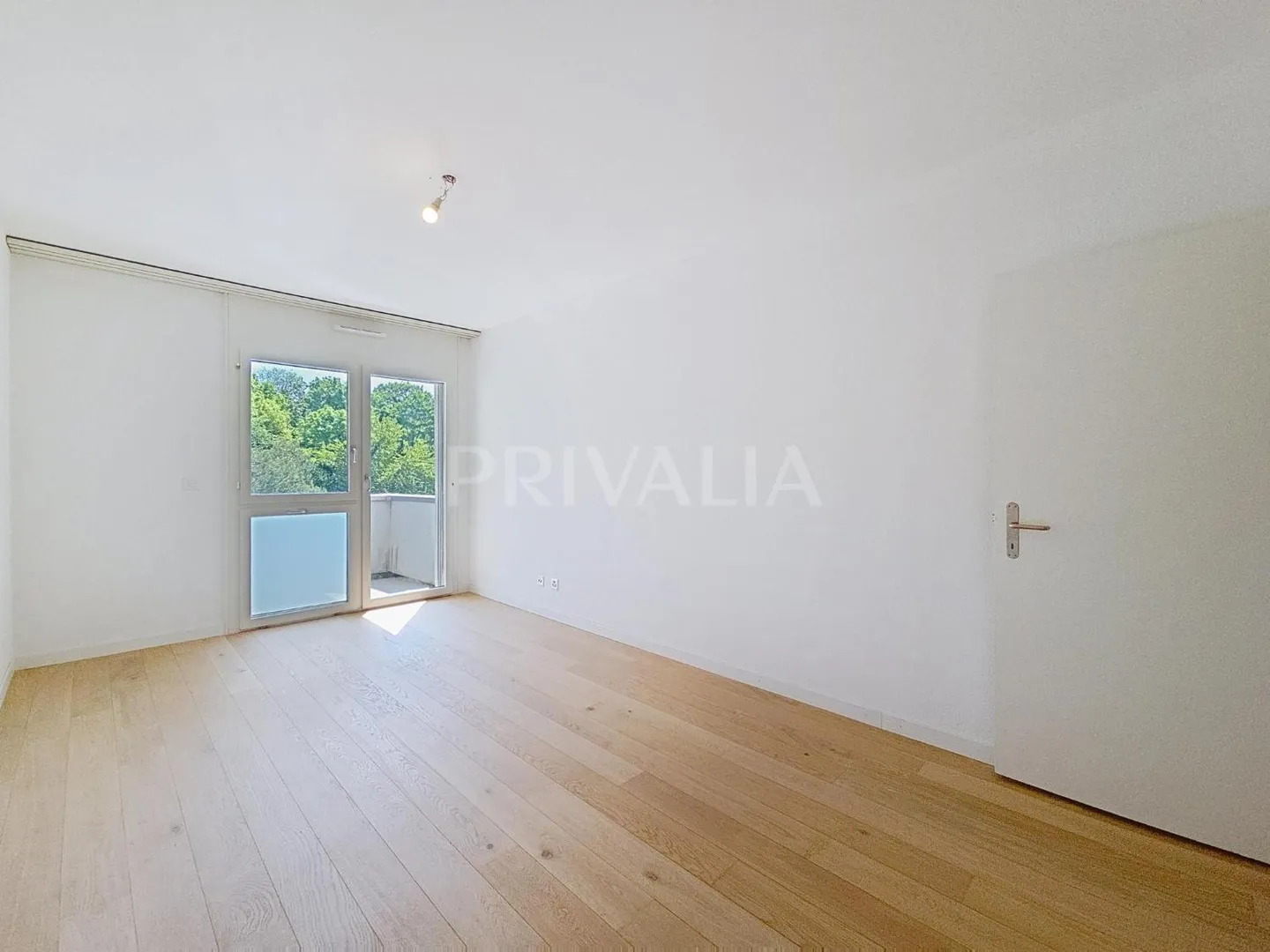 Bellissimo appartamento di 6,5 stanze al 2° piano in una residenza sicura - Foto 6 di 10