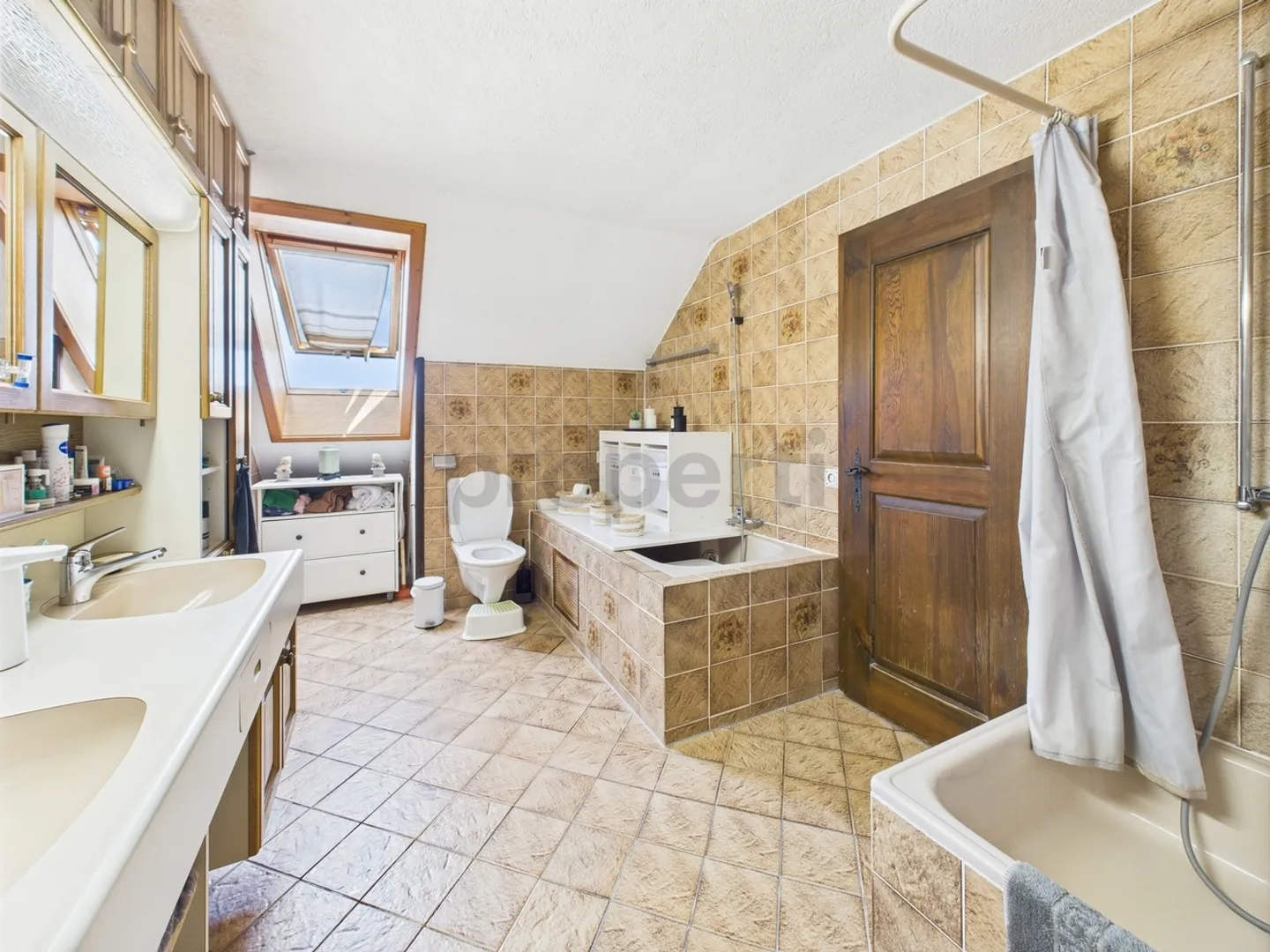 Grosszügige 6.5-Zimmer-Maisonette mit Weitsicht in Meierskappel - Foto 9 von 13