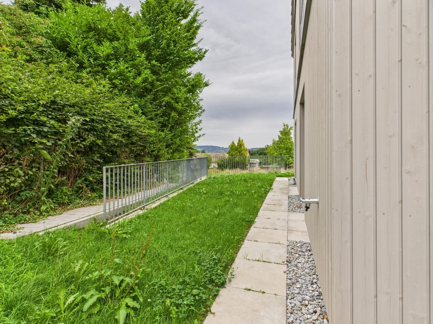 Casa a schiera moderna e sostenibile con vista a Horgen - Foto 11 di 12