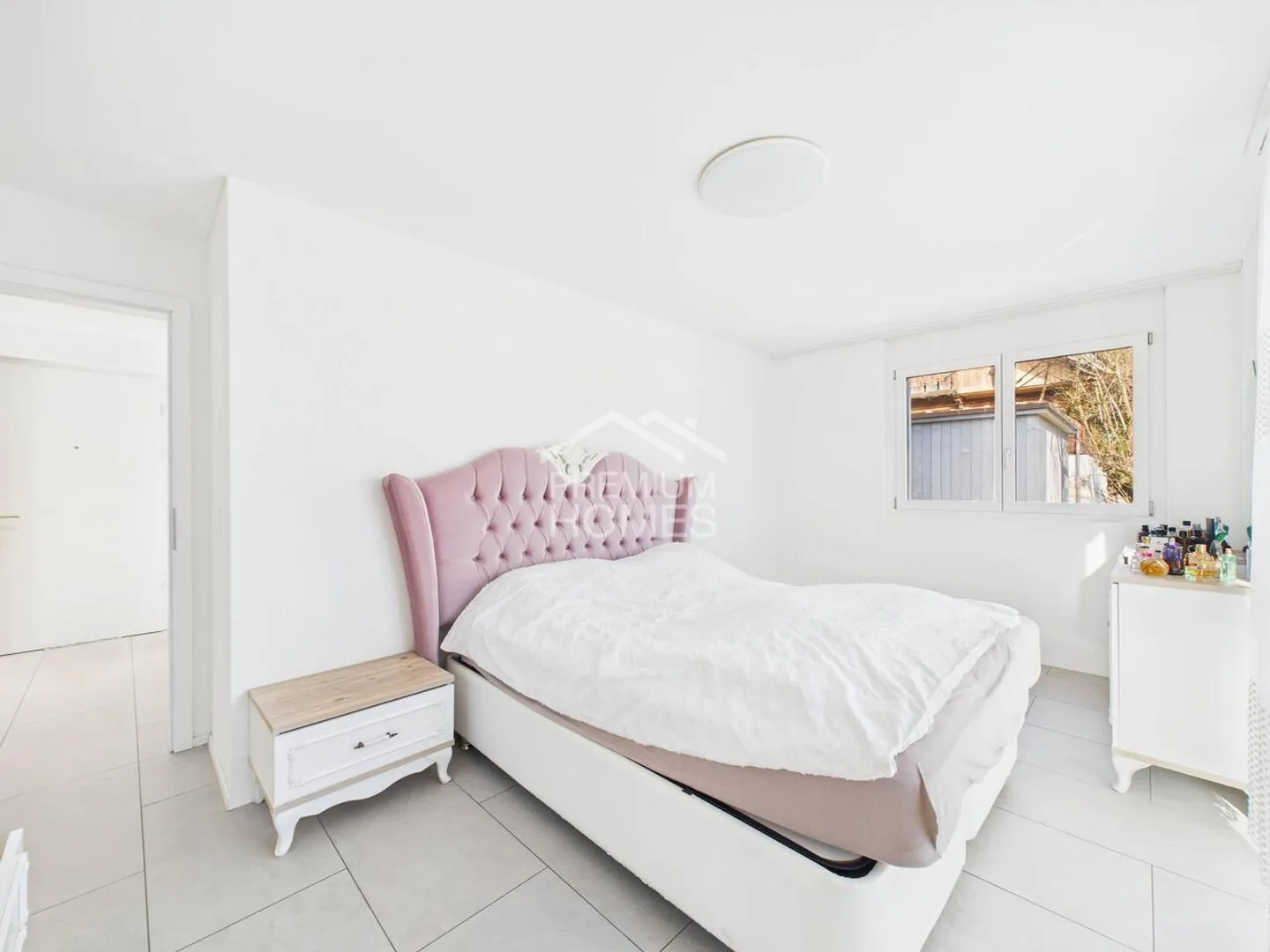 Carré, Pratique, Bon ! - Appartement de jardin au centre du village ! - Photo 6 sur 8