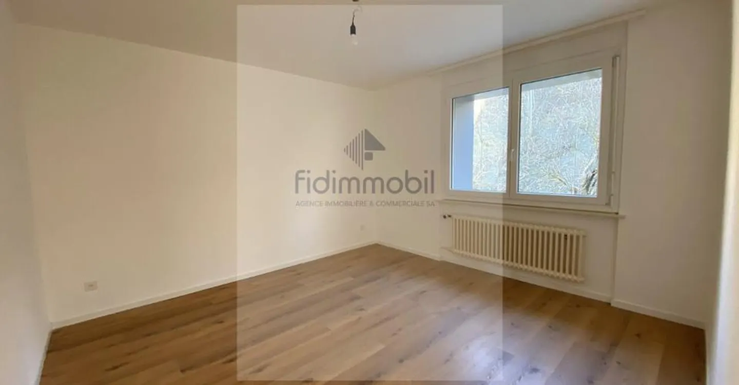 Angenehme 3,5 Zimmer, Primevères 2, Le Locle - Foto 5 von 7