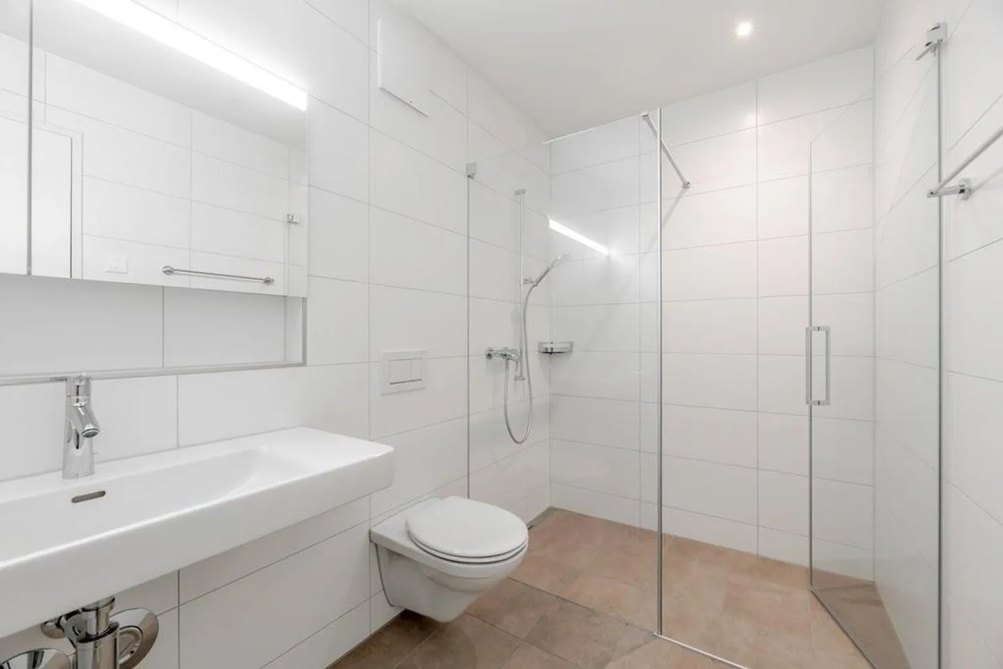 Au milieu du verger - dans un environnement merveilleusement vert - Photo 5 sur 11