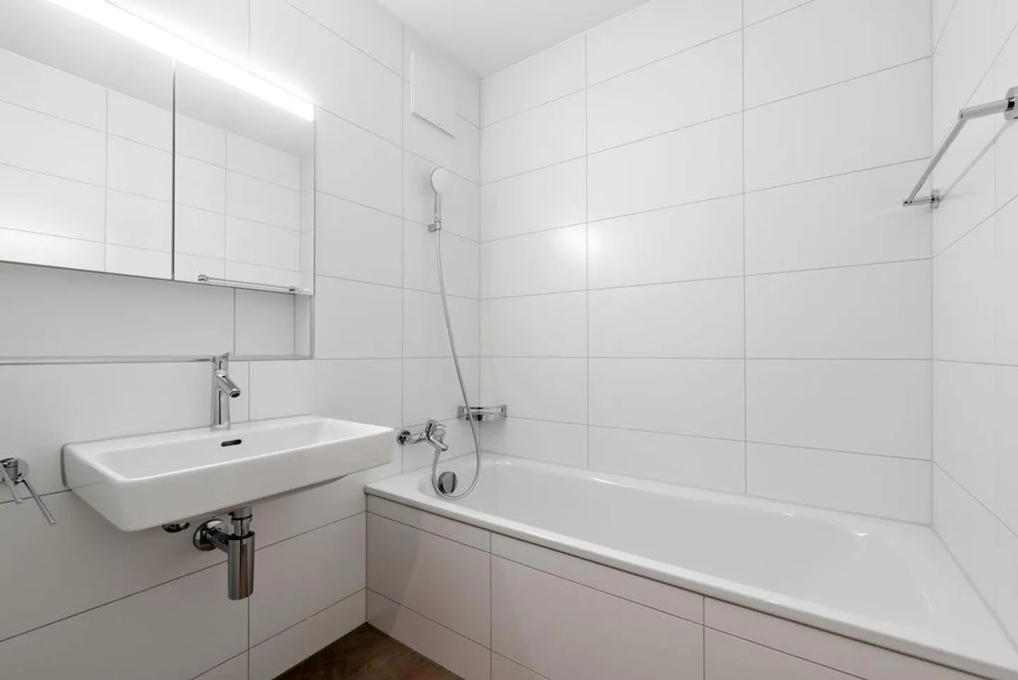 Au milieu du verger - dans un environnement merveilleusement vert - Photo 6 sur 11