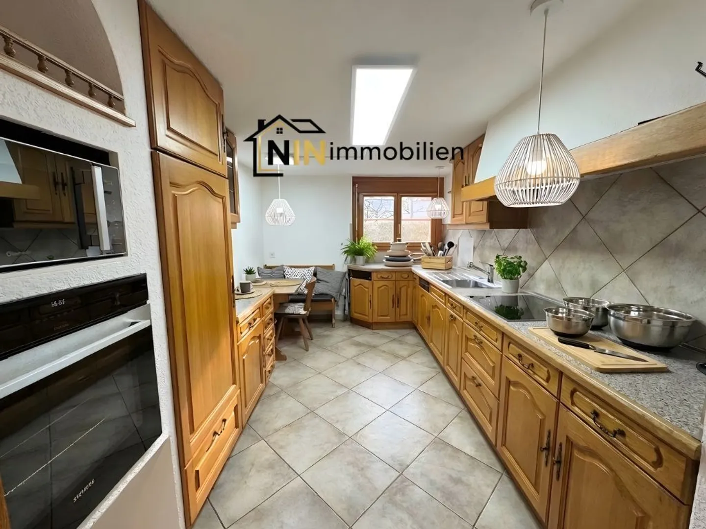 Appartement Charmant au Style Rustique - Photo 3 sur 6