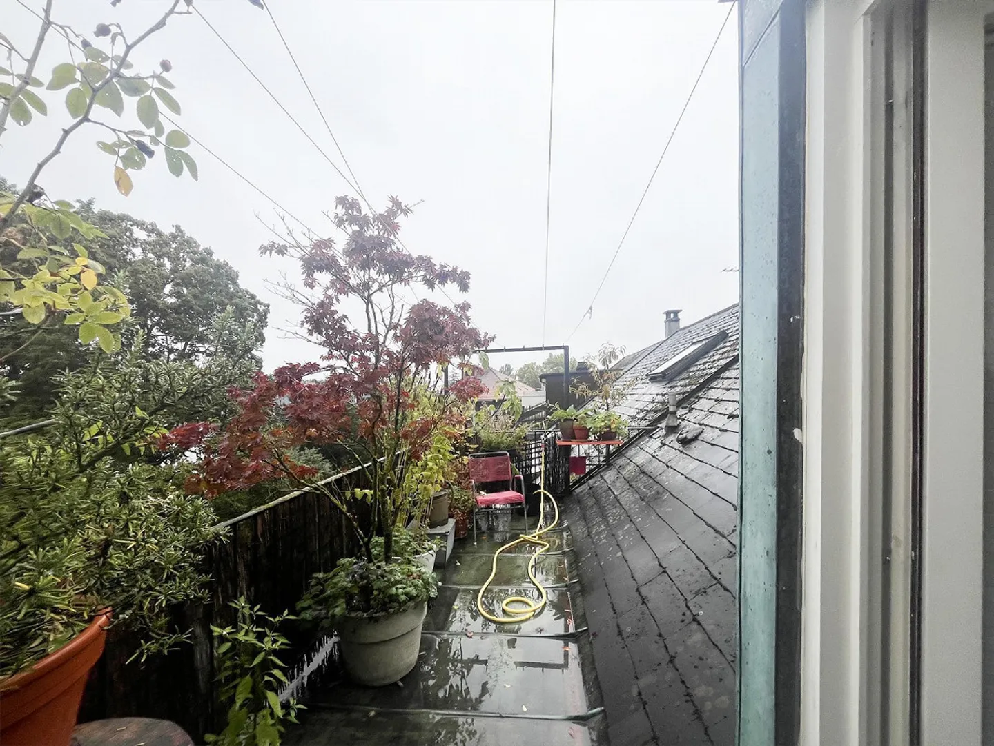 Affascinante casa a schiera di 8 stanze con giardino romantico e terrazza sul tetto - Foto 14 di 14