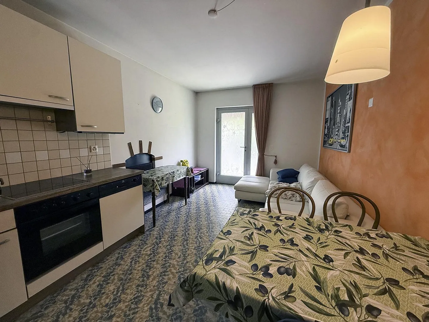 Large Two-Family House of 9 Rooms to Renovate, with Buildable Land - Photo 20 of 24