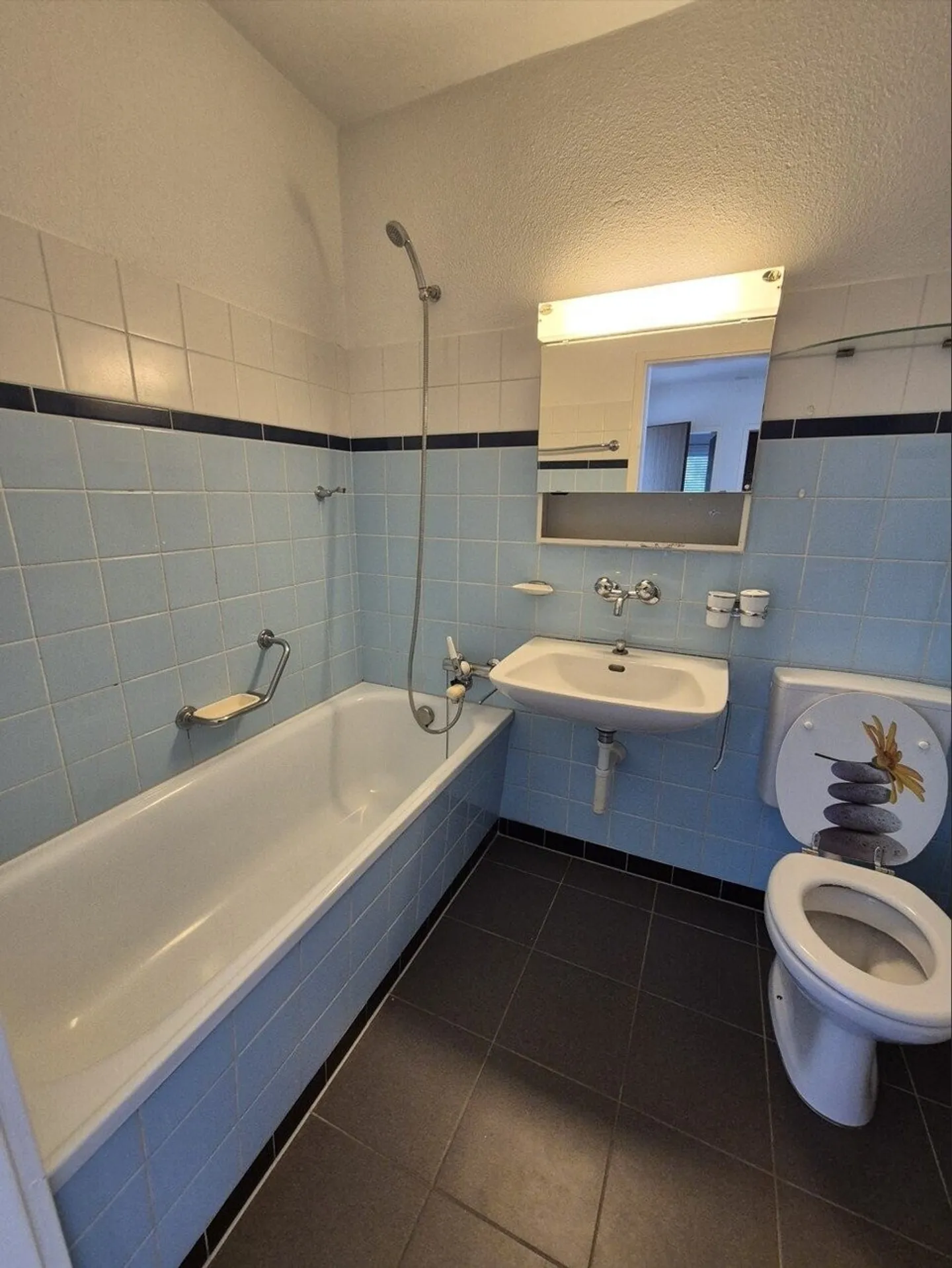 Ruhige 4-Zimmerwohnung in Thun - Foto 3 von 10
