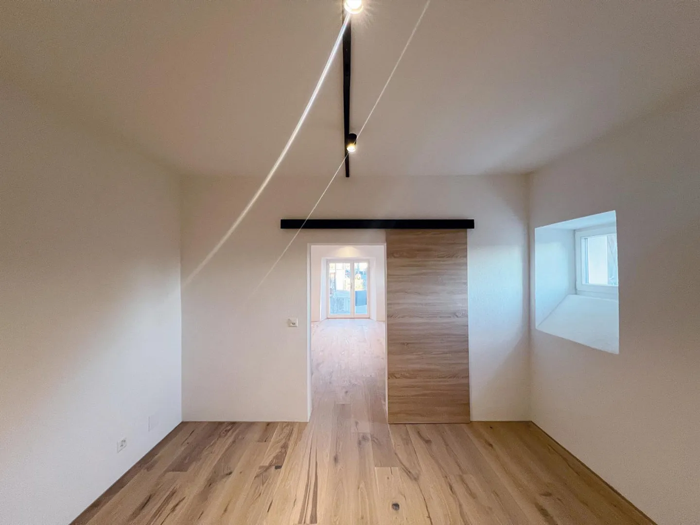 Loft-Style Wohnung mit Garten - Foto 5 von 10