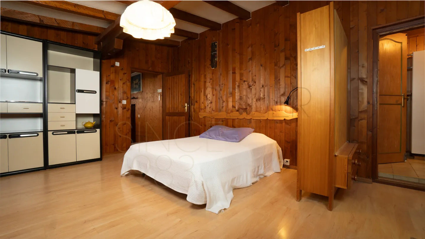 Typical Family Chalet in Gryon with Garden and Outbuildings - Photo 12 of 25
