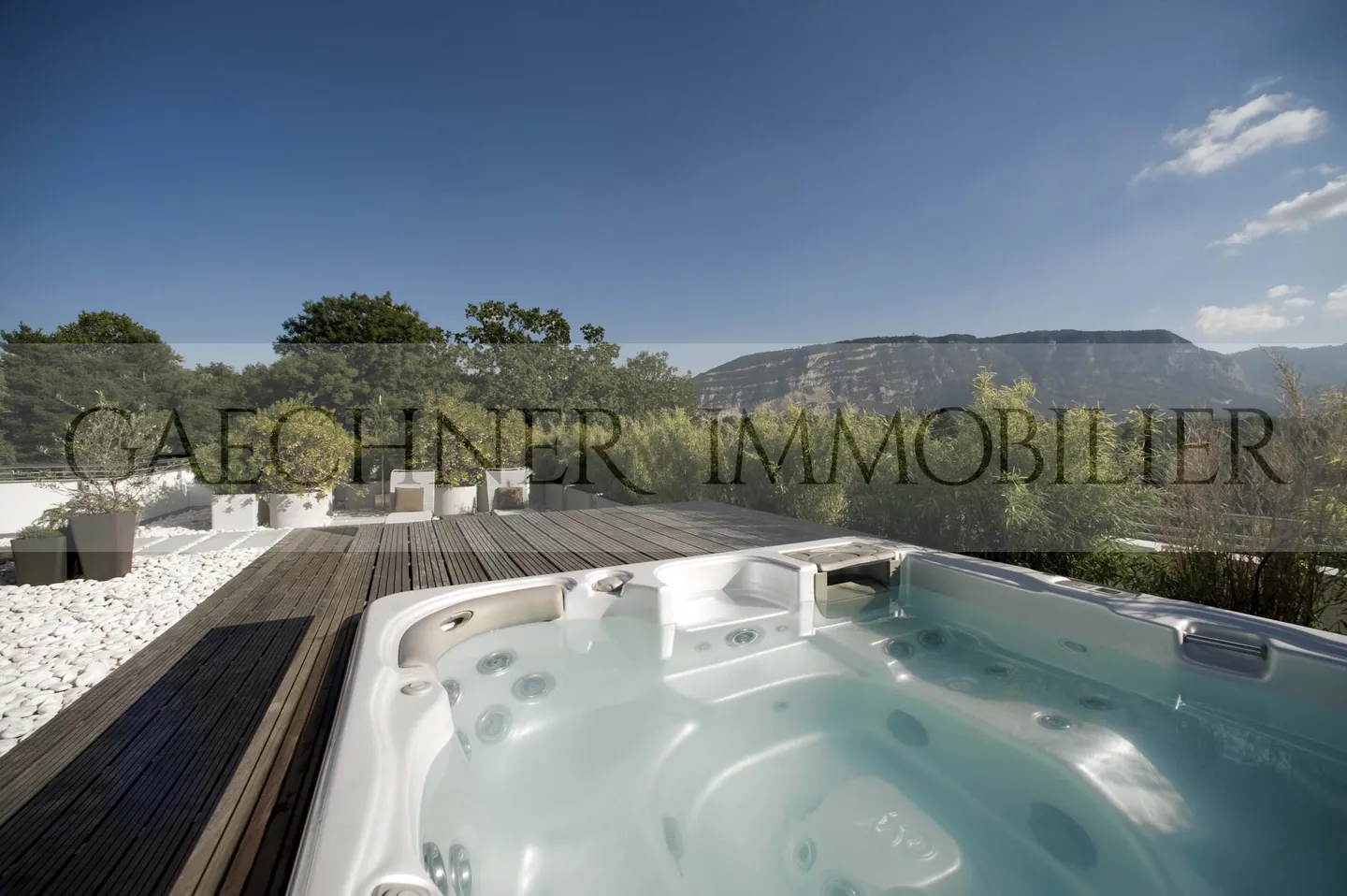 Duplex de Luxe avec Terrasse - Photo 1 sur 7