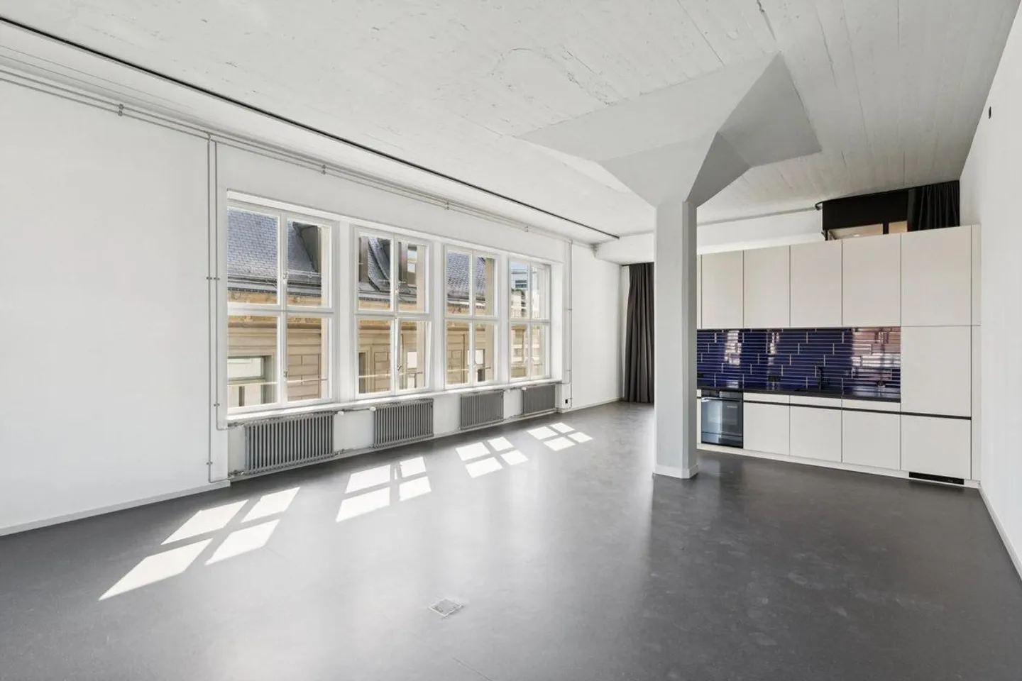 First rental - exclusive loft with a view of the Chapel Bridge and water... - Photo 3 of 9