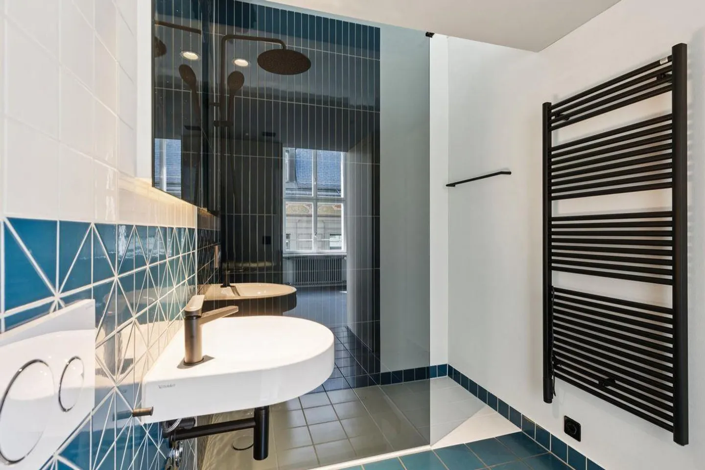 First rental - exclusive loft with a view of the Chapel Bridge and water... - Photo 4 of 9