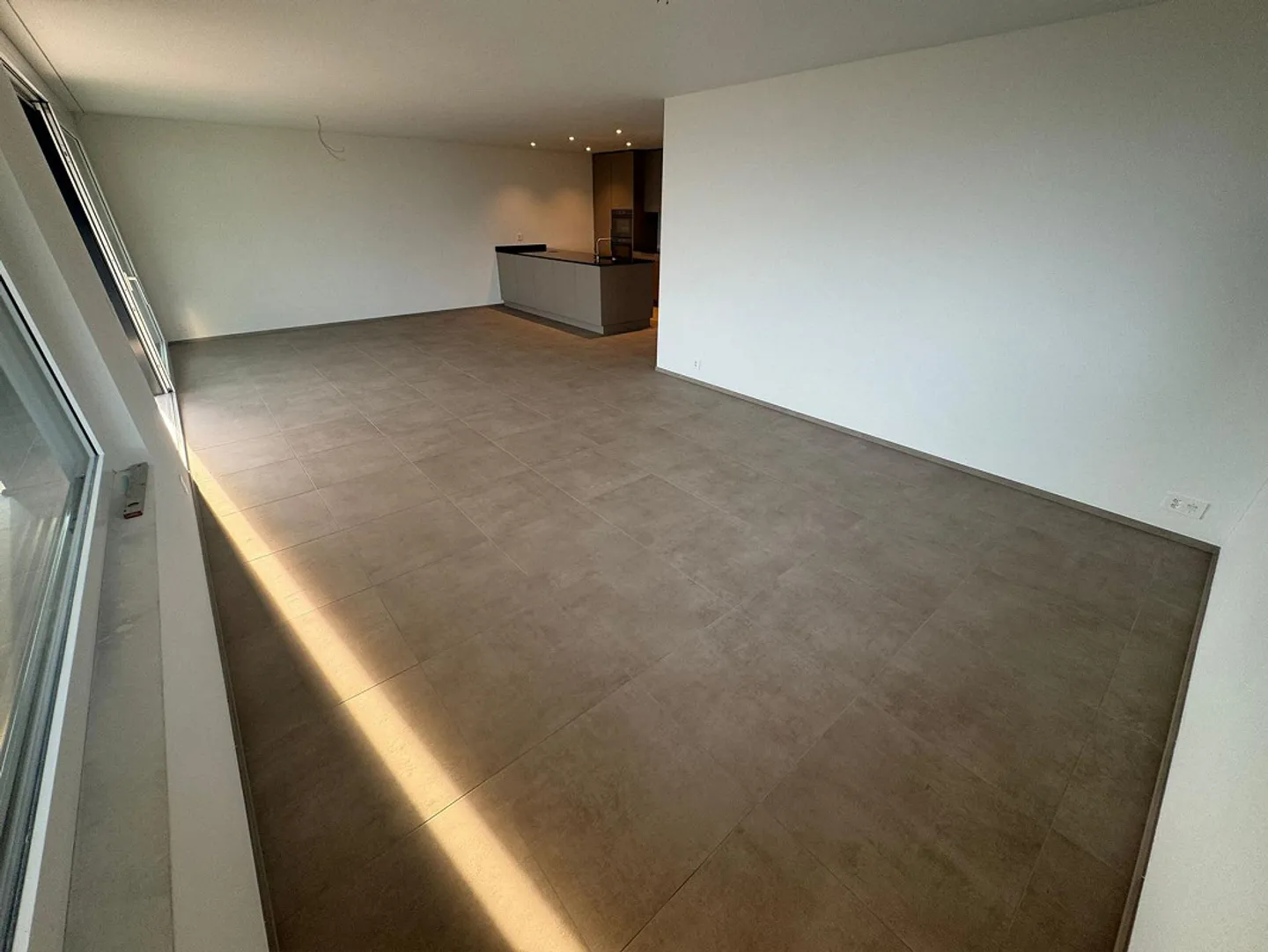 Prima occupazione - casa moderna con vista - Foto 5 di 8