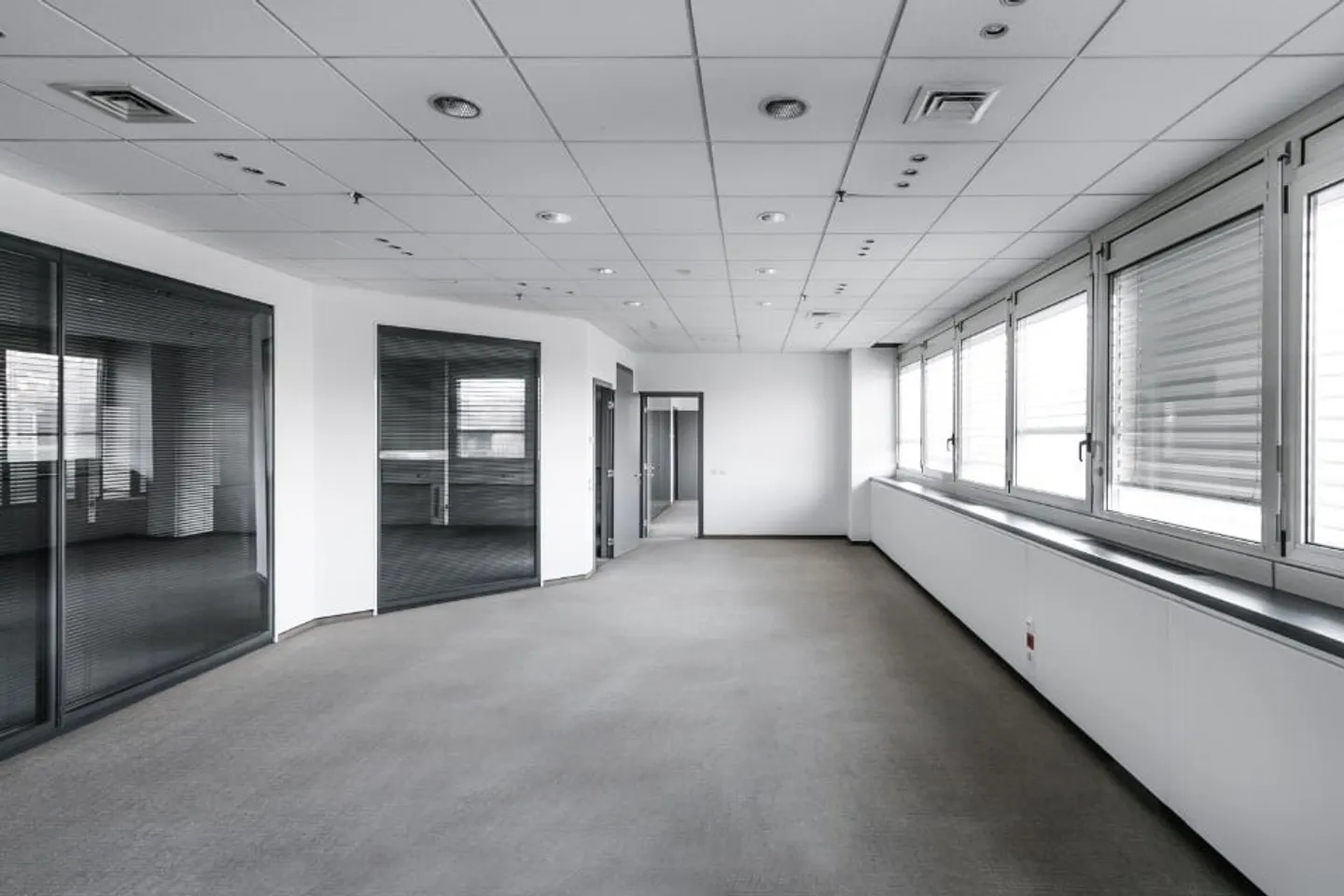 LUGANO NORD - Helle Bürofläche von 990 m² zu vermieten (Ref. 210) - Foto 4 von 20