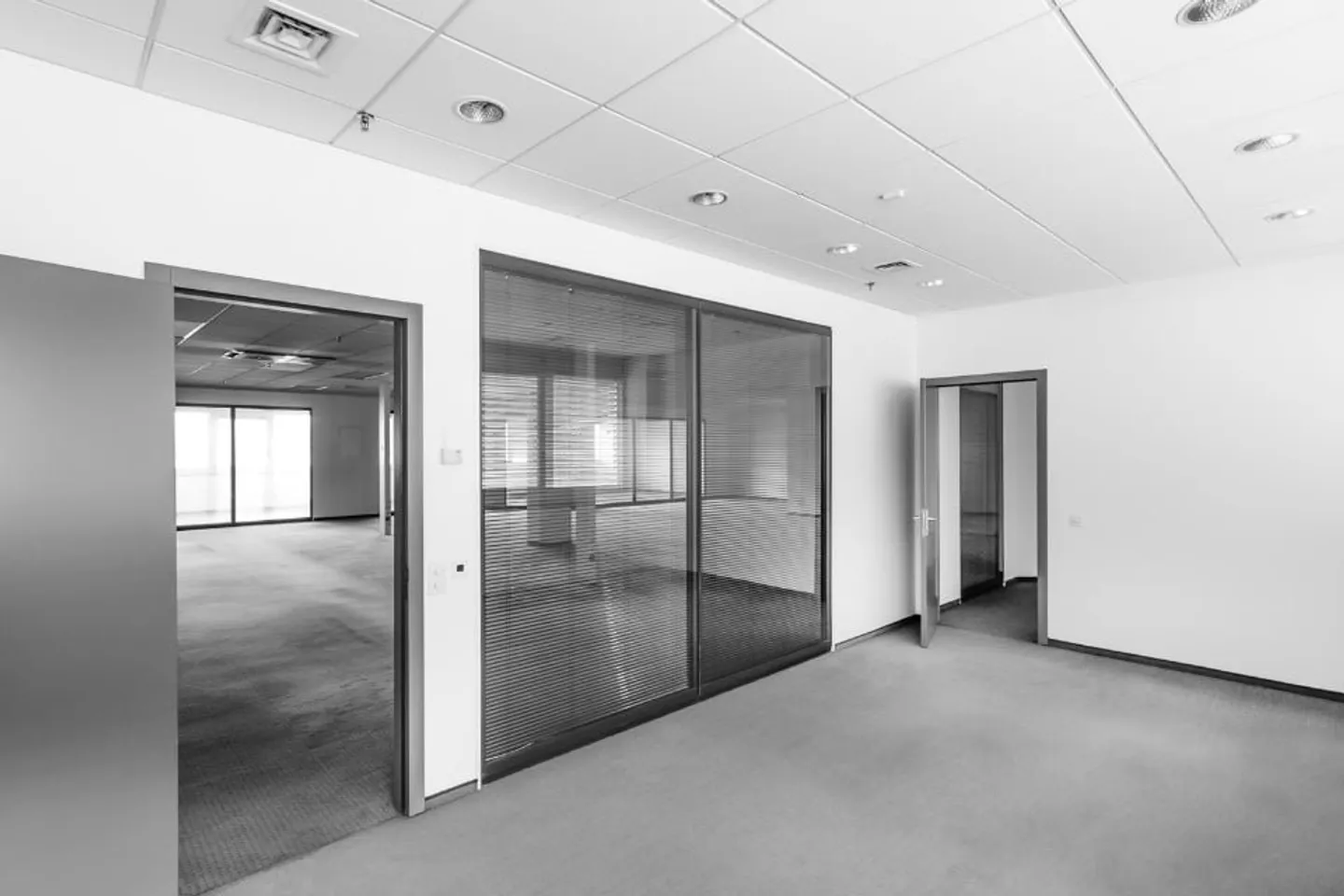 LUGANO NORD - Helle Bürofläche von 990 m² zu vermieten (Ref. 210) - Foto 7 von 20