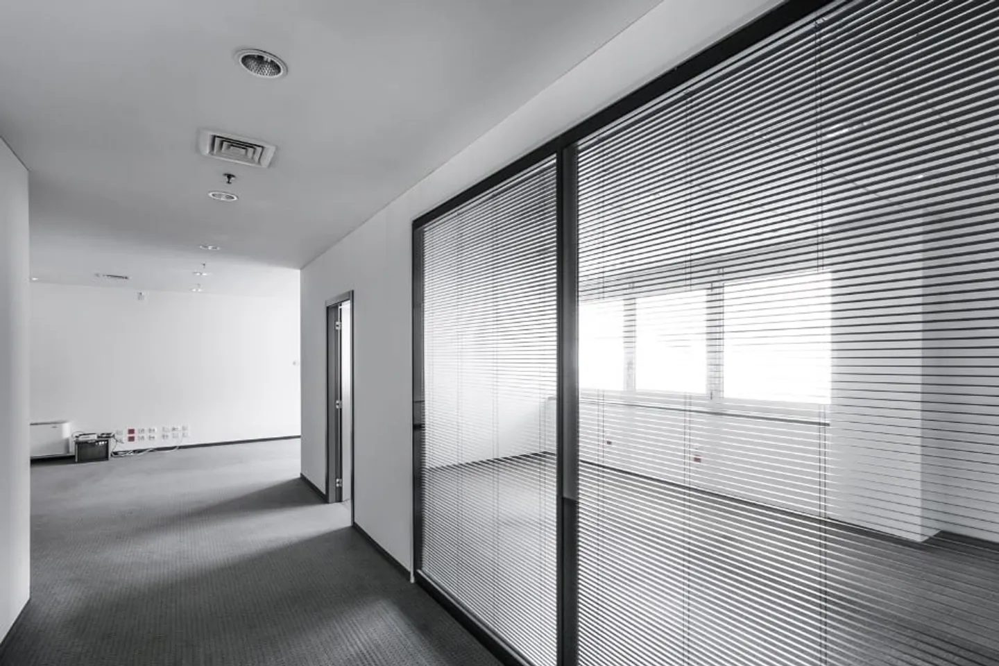 LUGANO NORD - Helle Bürofläche von 990 m² zu vermieten (Ref. 210) - Foto 10 von 20