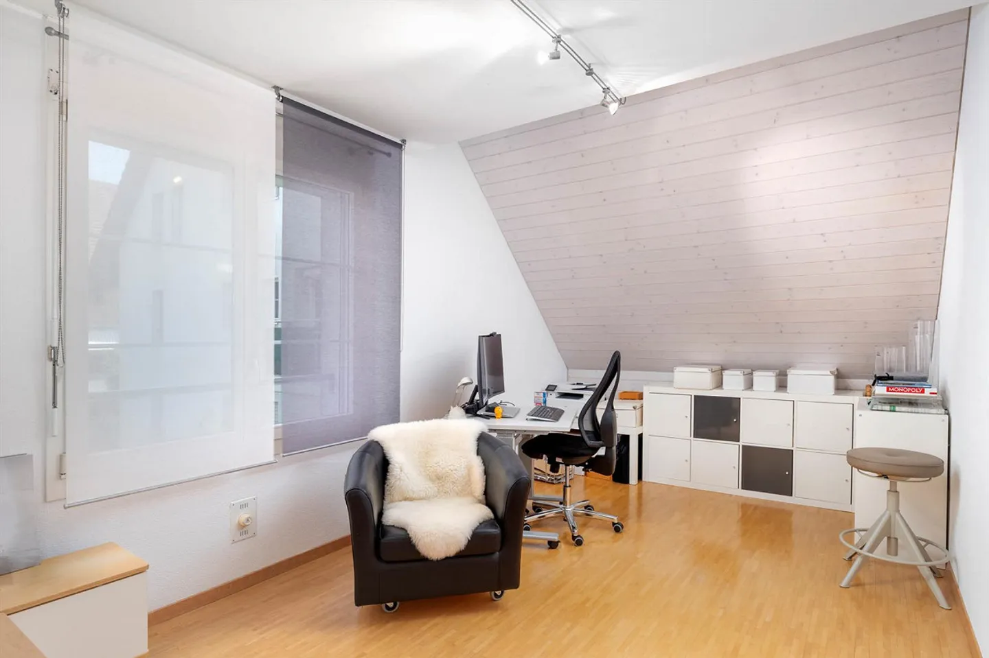 Charmante Duplexwohnung mit Cheminée & Aussicht - Foto 10 von 15