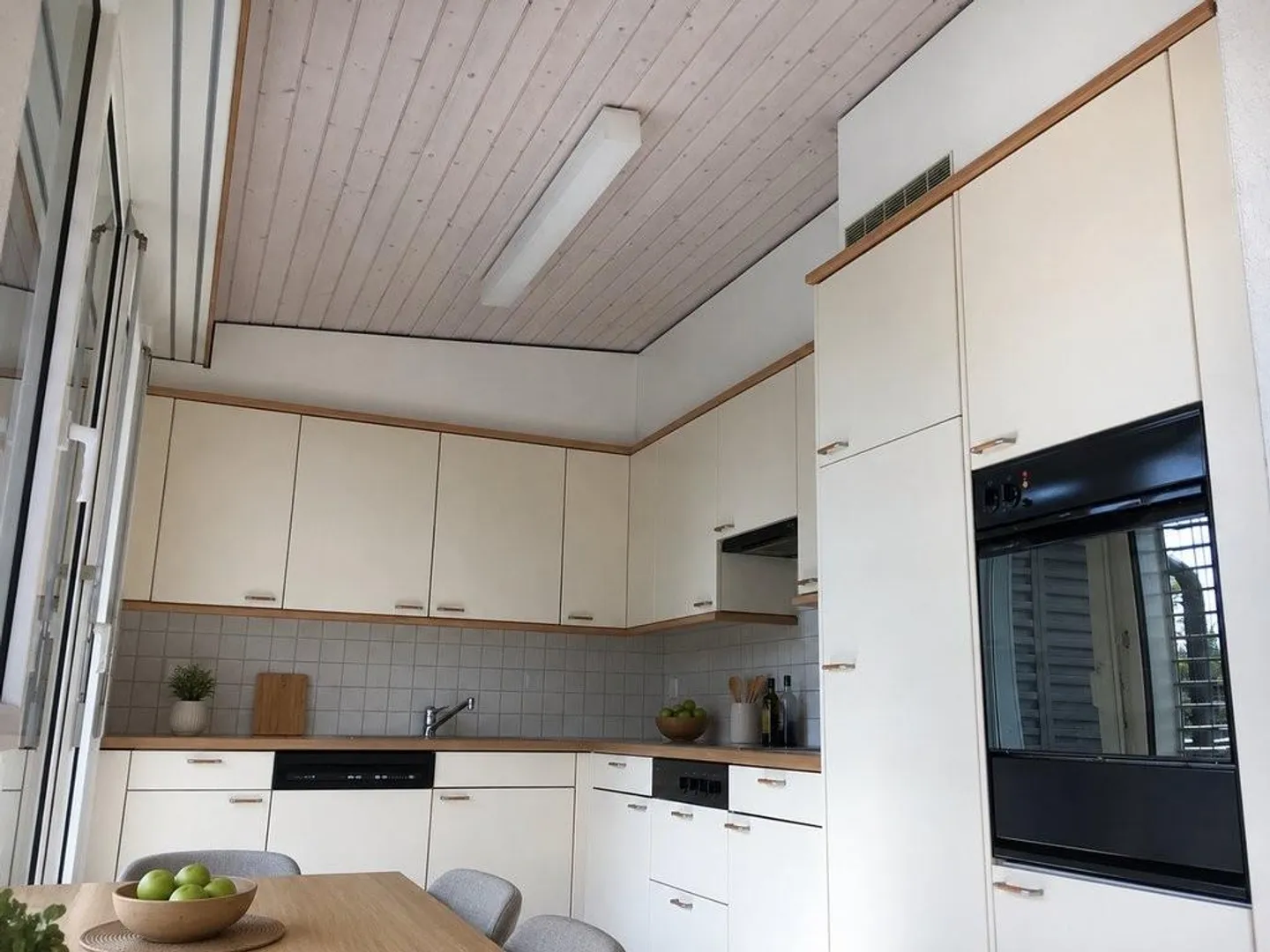 Stylische Attikawohnung mit Terrasse - Foto 4 von 7