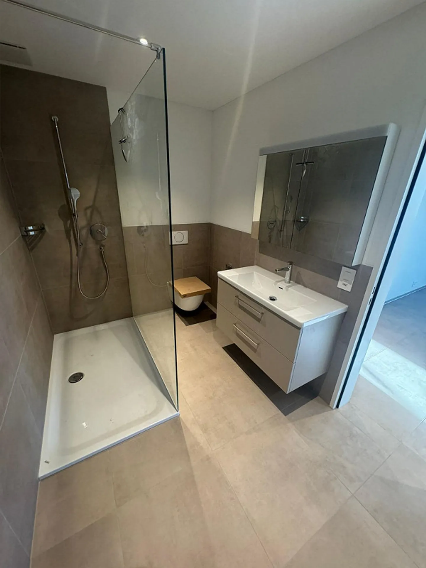 Erstbezug - modernes Zuhause mit Weitsicht - Foto 6 von 9