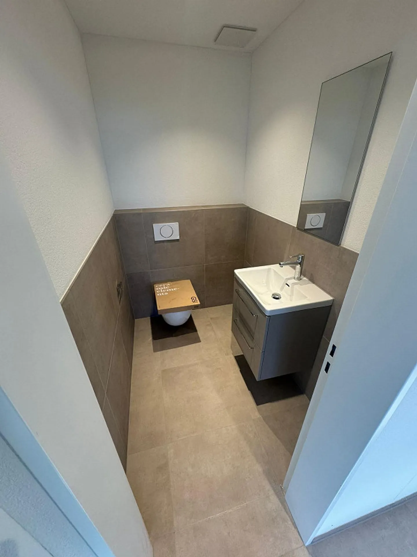 Erstbezug - modernes Zuhause mit Weitsicht - Foto 7 von 9