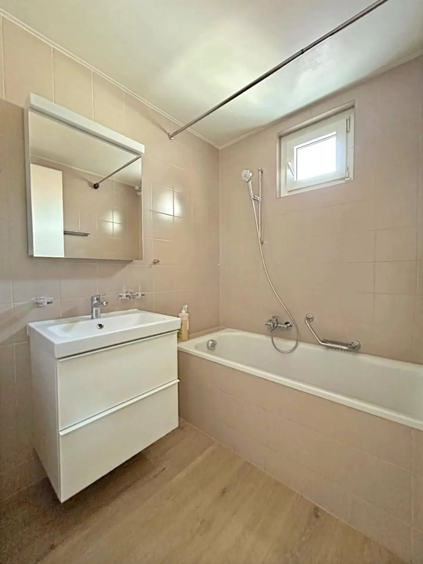 Charmant Appartement 4 Pièces - Photo 9 sur 11