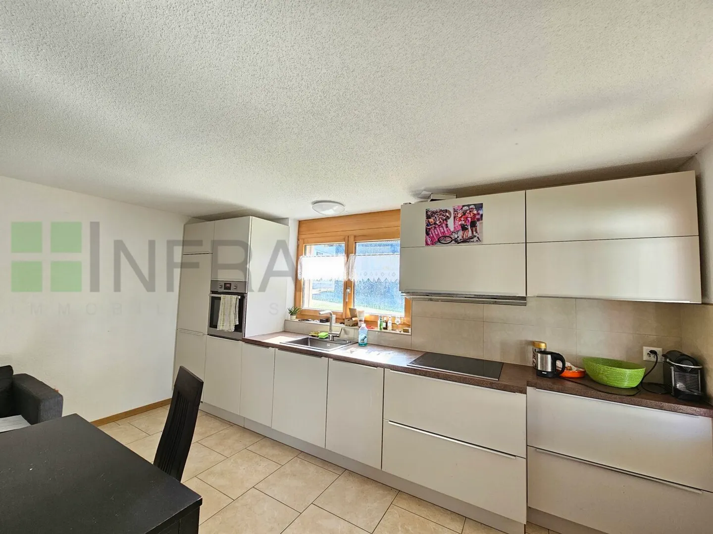 Charmante 4-Zimmer-Wohnung mit überdachter Terrasse - Foto 2 von 10