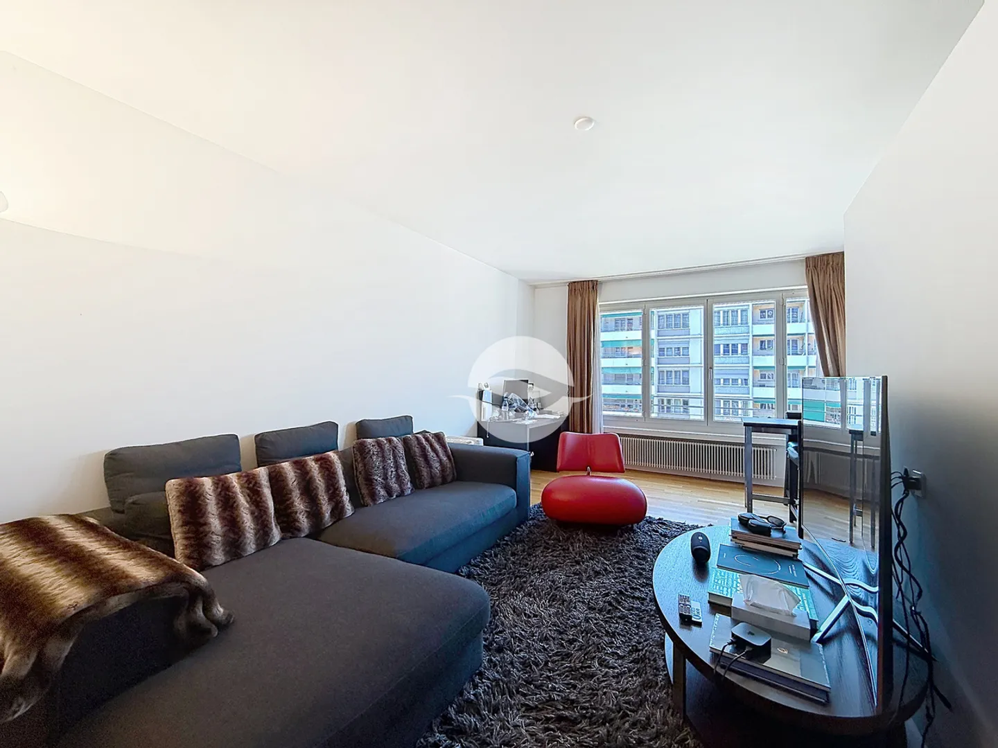 Magnifico appartamento di 5 locali (2 camere) nel cuore di Florissant - Foto 1 di 10