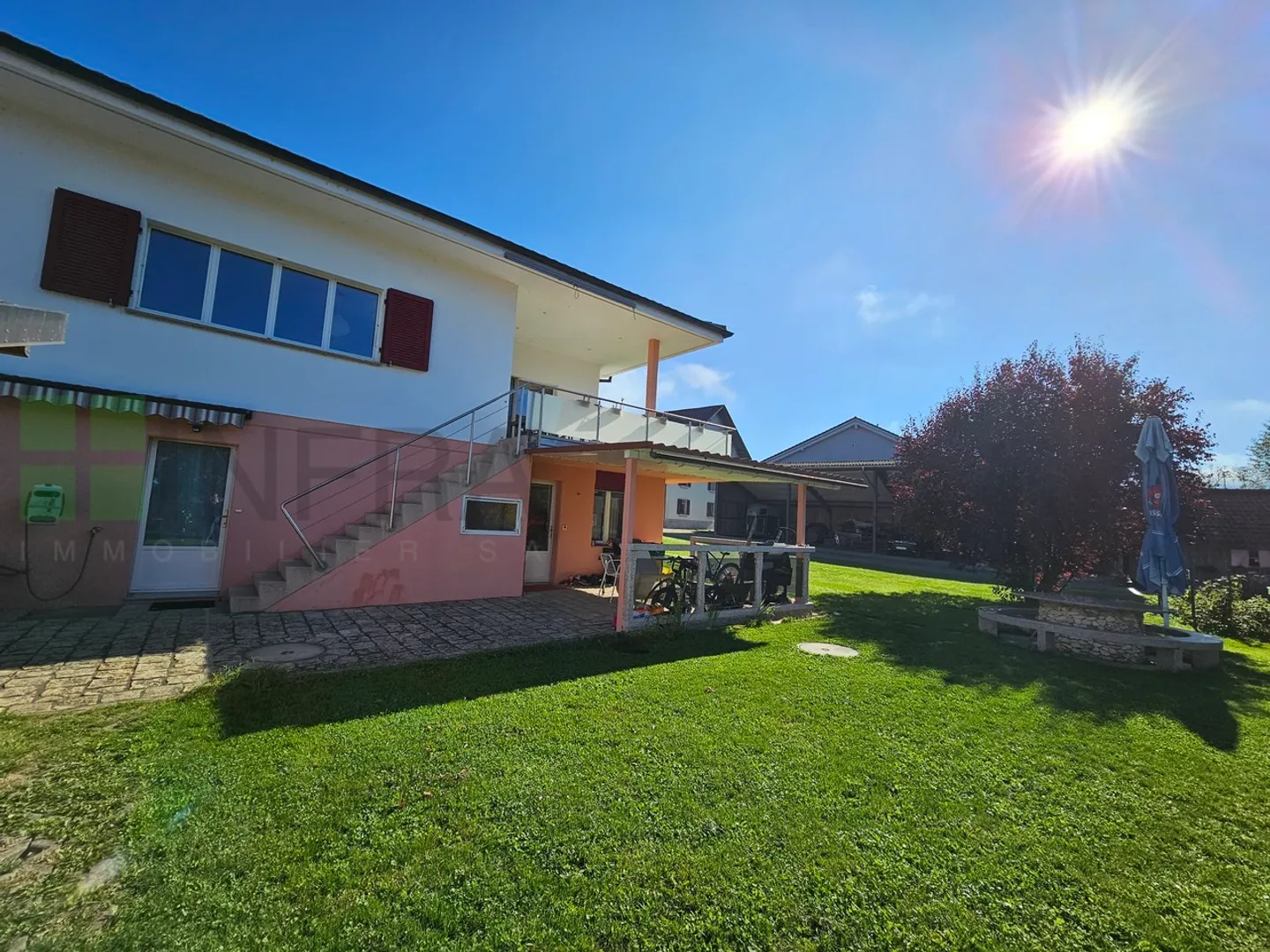 Charmante 4-Zimmer-Wohnung mit überdachter Terrasse - Foto 3 von 10